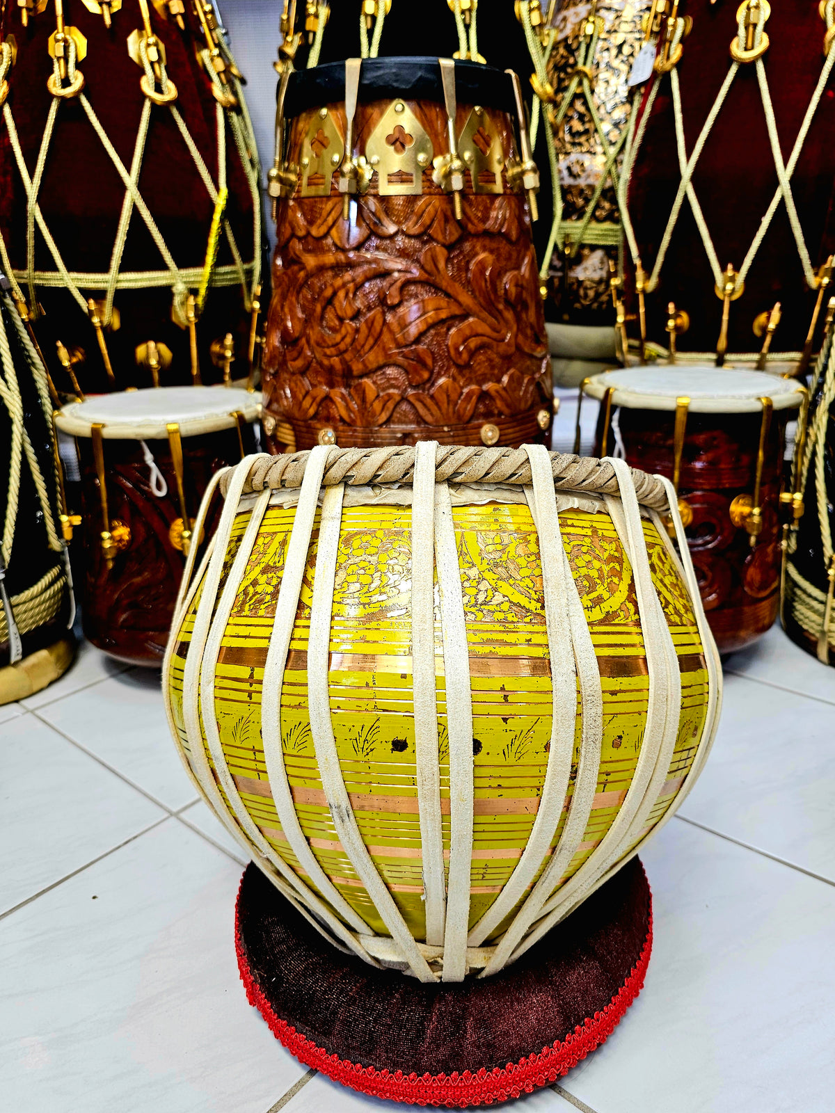Sunburst Yellow: 9.5" 3.9kg Painted Copper Bayan