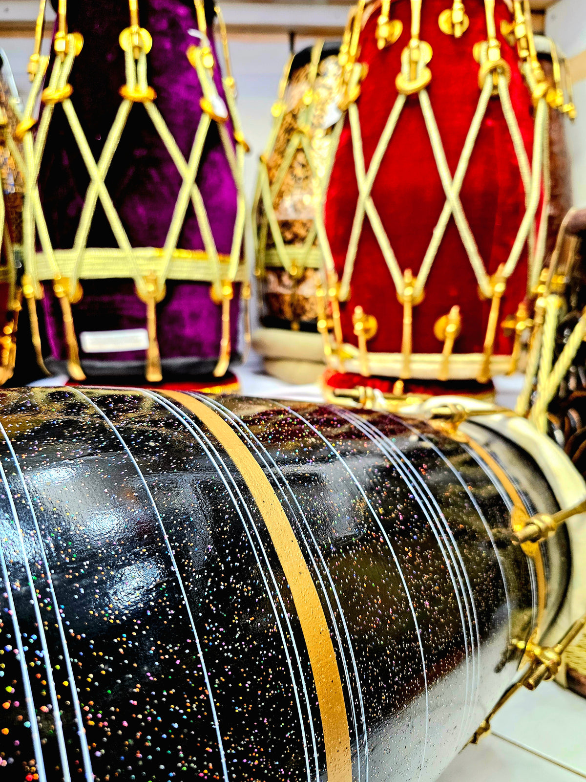 Starlight Noir Bolted West Indian Dholak