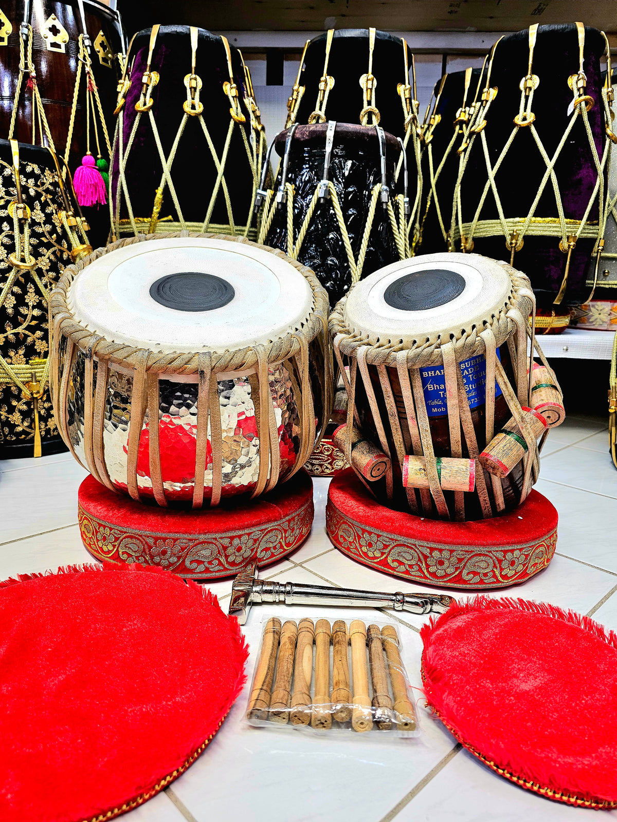 Opalescent Copper Fusion: 9.25" Silver Copper Bayan + 6" C#/D Red Sheesham Dayan Concert Tabla Set