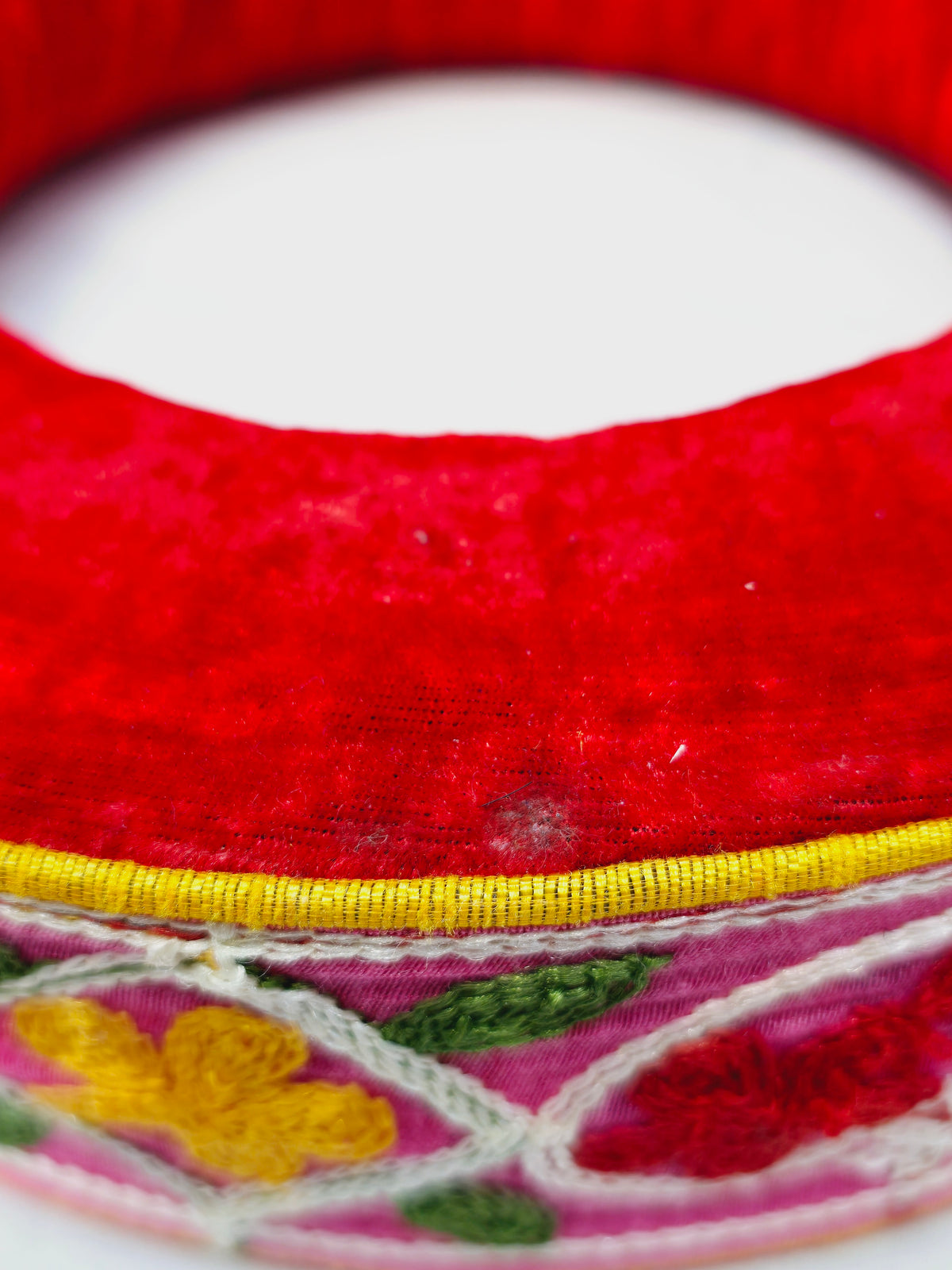 Scarlet Heart Tabla Rings – Premium Red with Floral & Heart Design (Minor Cosmetic Defects) - Sangeet Store