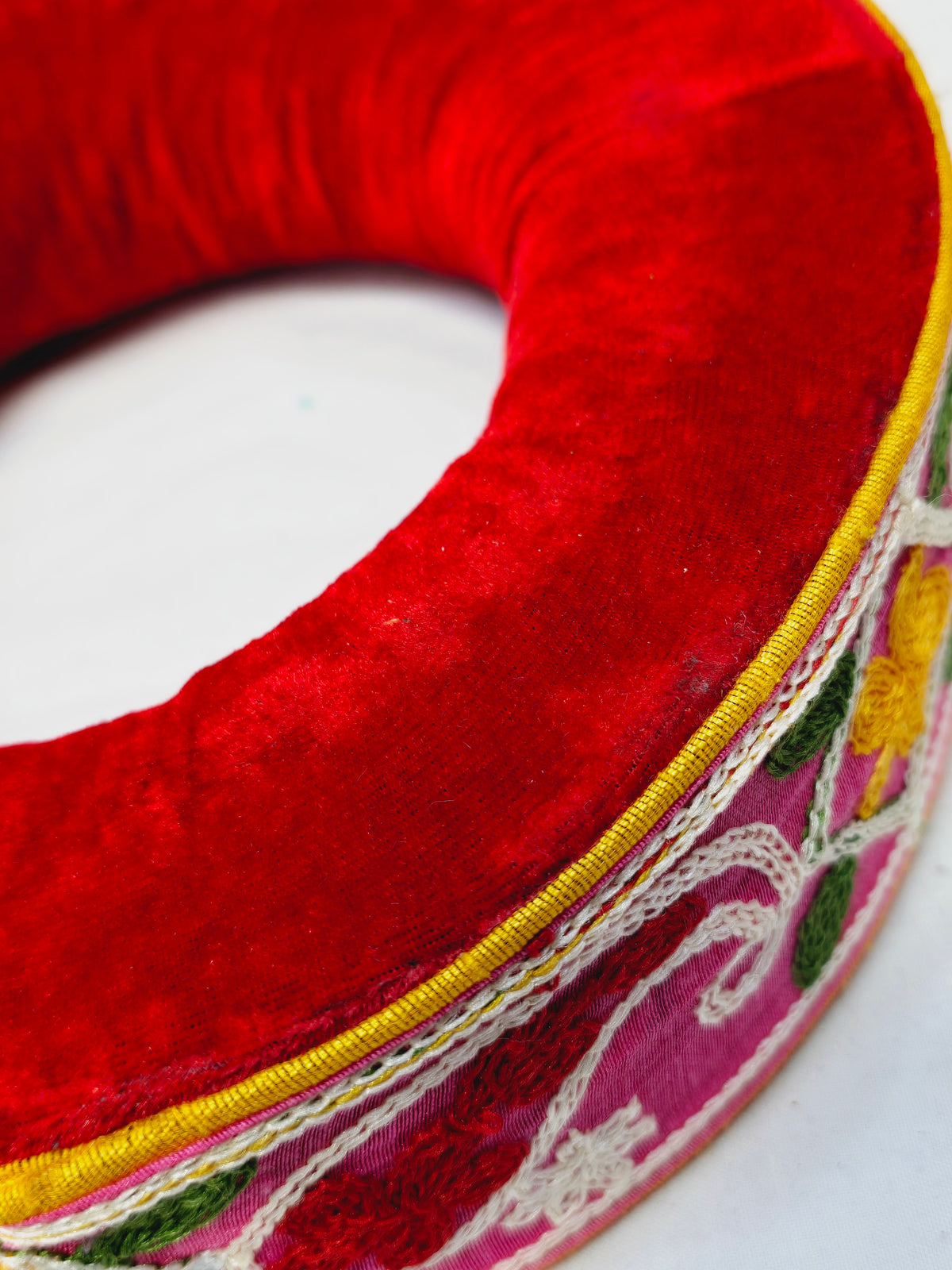 Scarlet Heart Tabla Rings – Premium Red with Floral & Heart Design (Minor Cosmetic Defects) - Sangeet Store