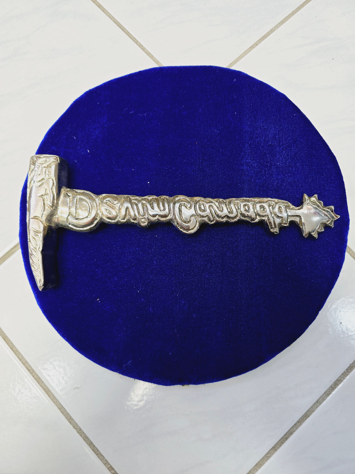 Maple Majesty Silver Tabla Hammer – Devin Canada Engraving - Sangeet Store