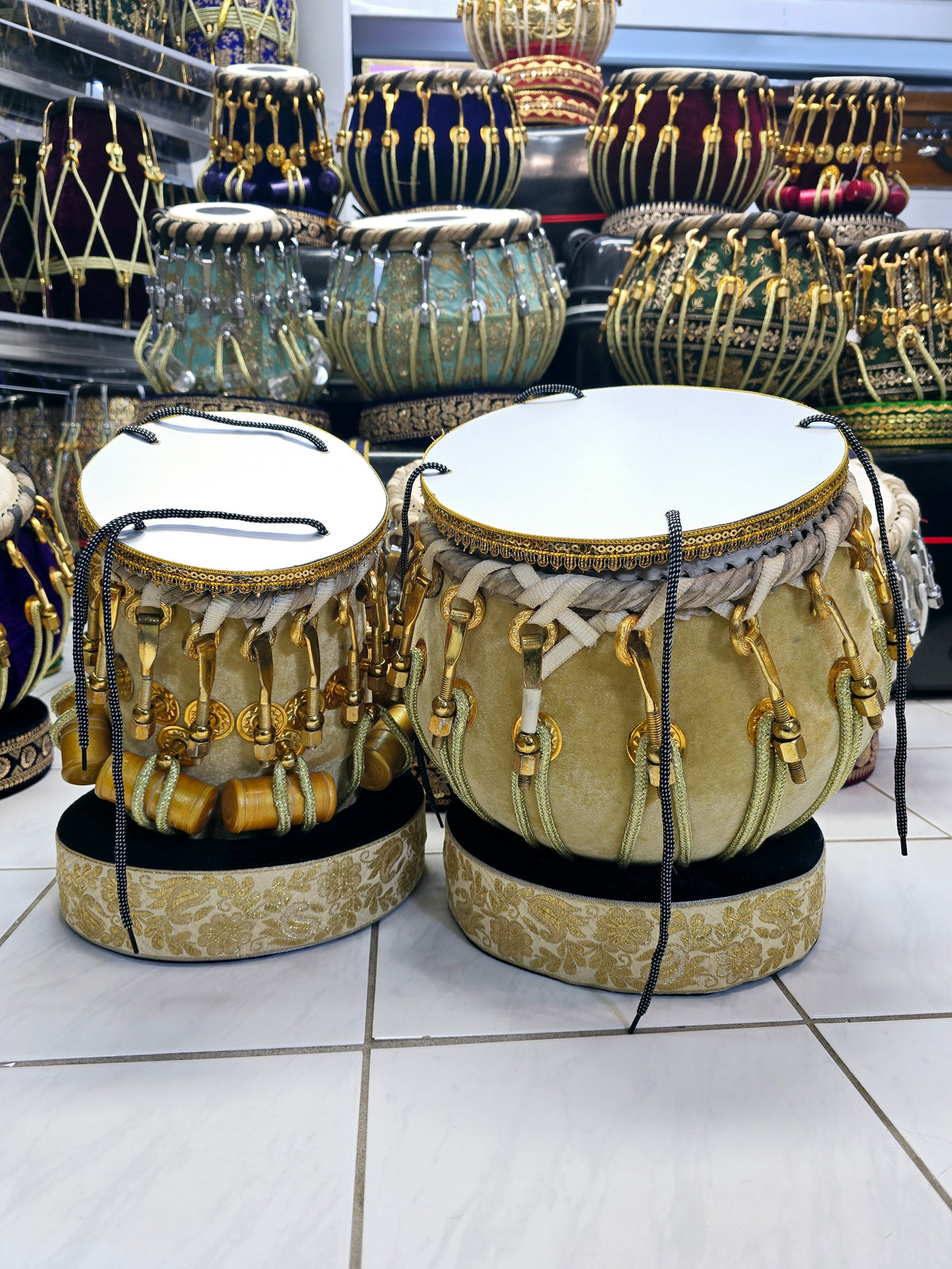 Golden Resonance Velvet Tabla Set – Red Sheesham Dayan & Copper Bayan with Pure Brass Bolts *Very Slight Ringing Sound*  *Rings & Covers Replaced with Golden Velvet Coloured Ones (See Final Picture)*