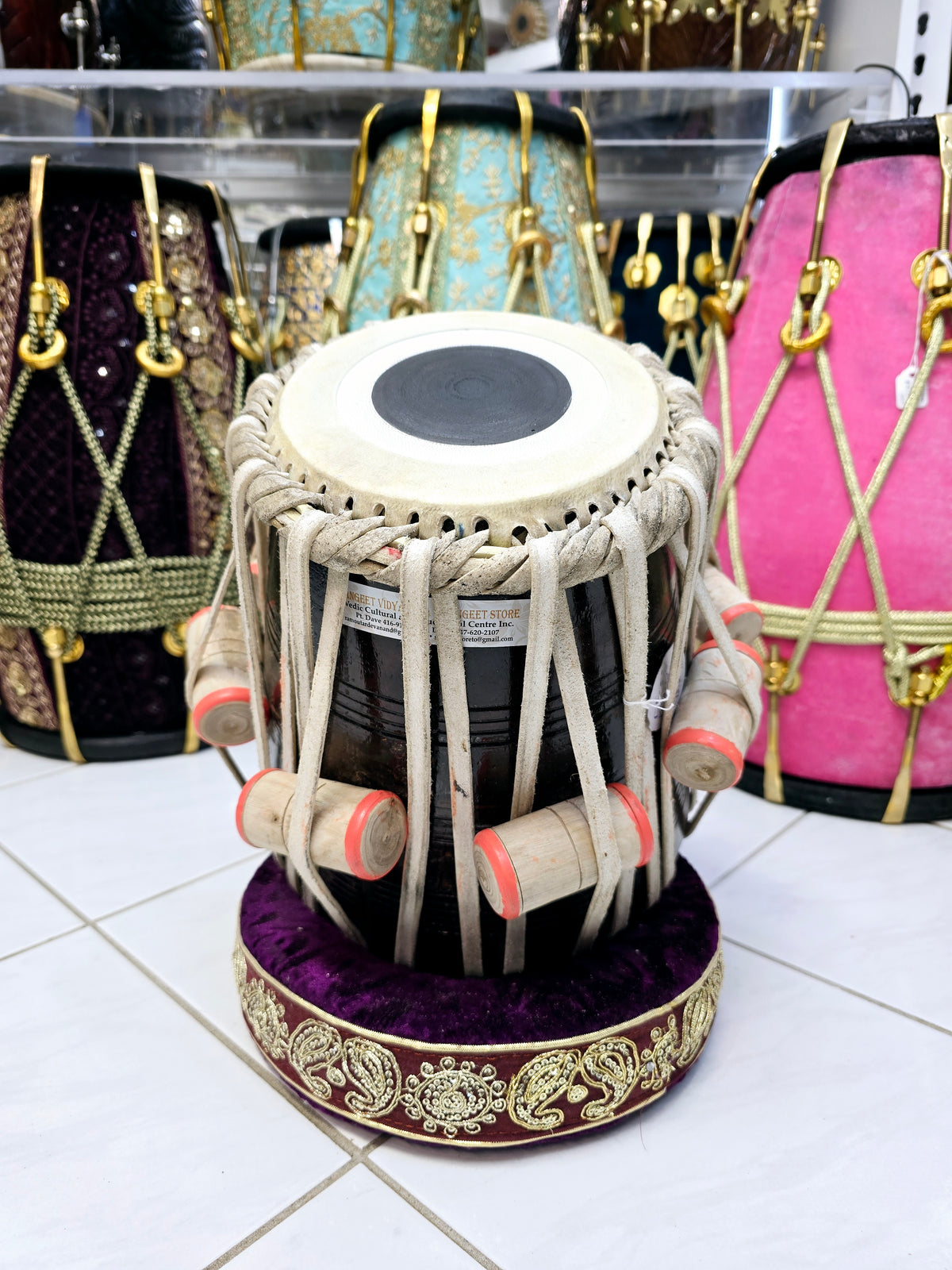 Noorstone™ 5⅝” D/D# Dayan – Black Sheesham with Ringing Sound & Minor Cosmetic Blemishes