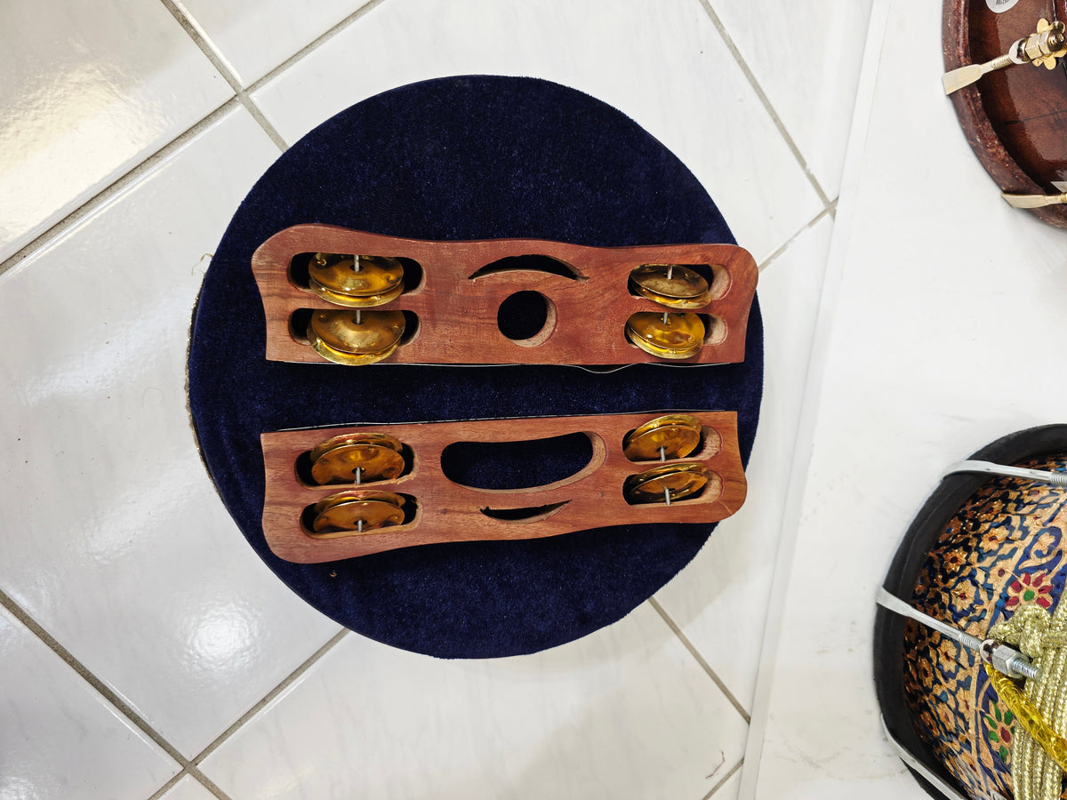 Naad Bindu – Sculpted Wooden Hand Khartaal with Metal Bands &
Minor Imperfection: One band not fully flush