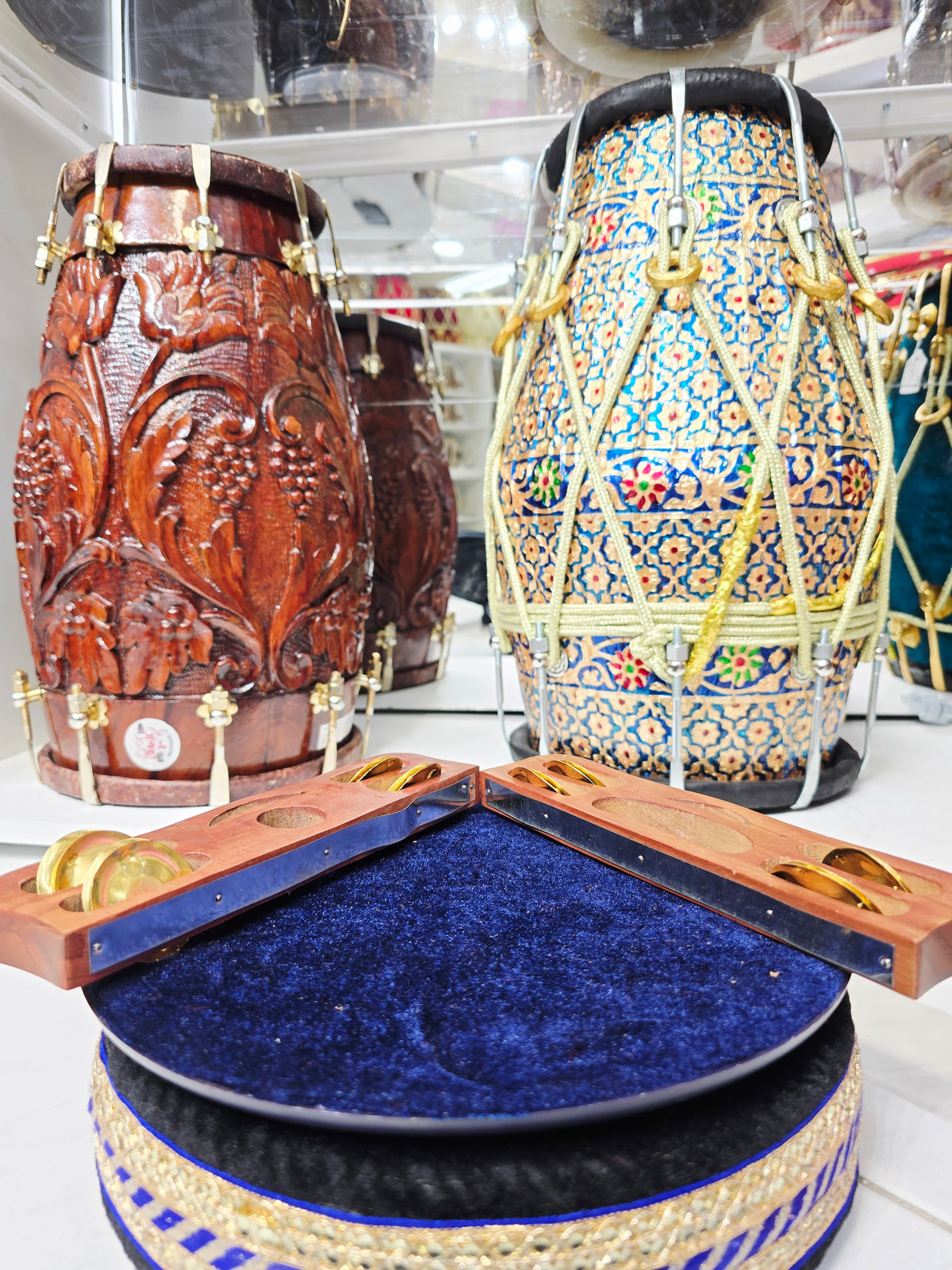 Naad Bindu – Sculpted Wooden Hand Khartaal with Metal Bands &
Minor Imperfection: One band not fully flush