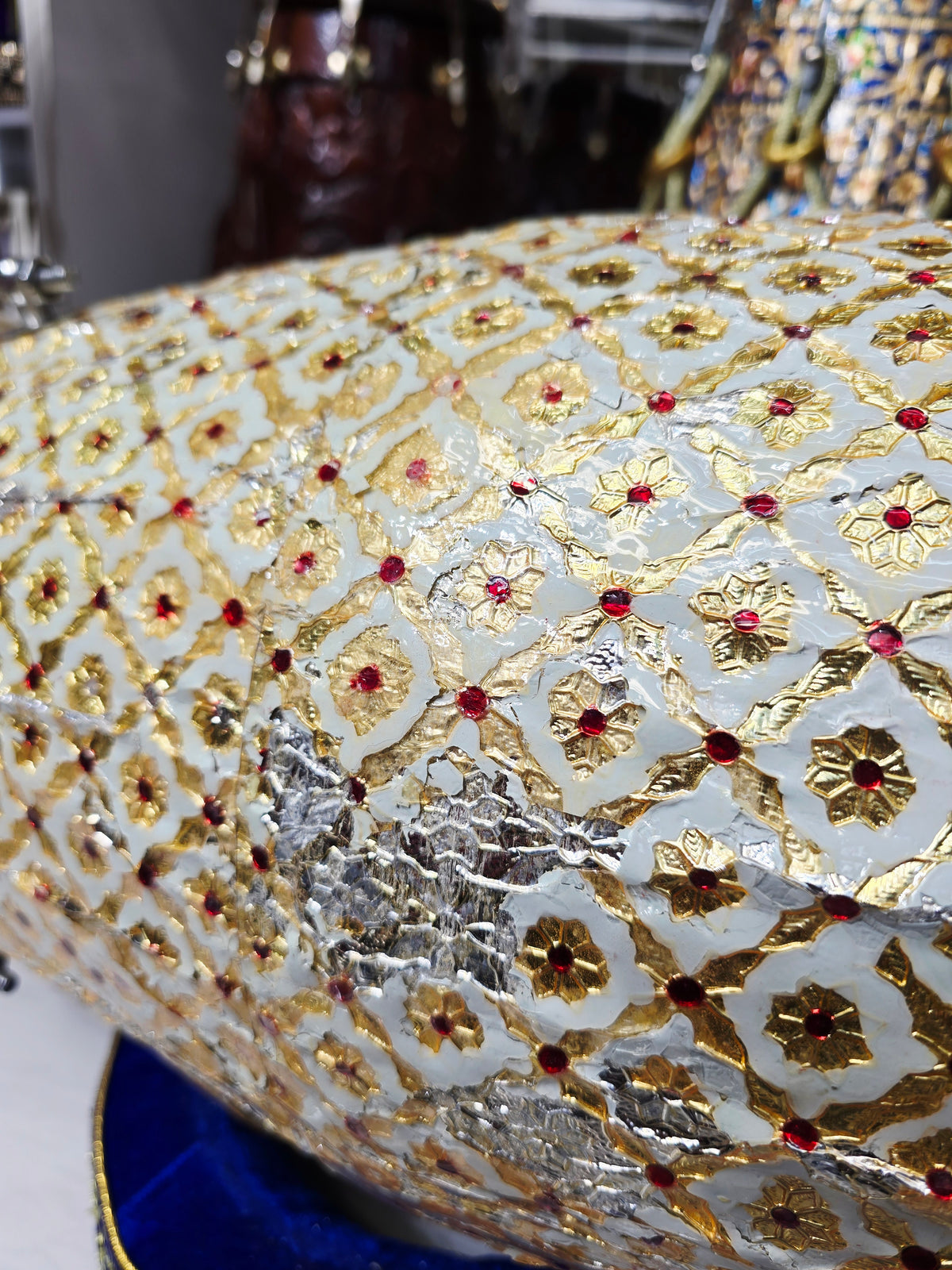 ZarEcho – Designer-Wrapped Cream Mango Wood Dholak (Heavily Chipped Wrap, Very Delicate) - Sangeet Store