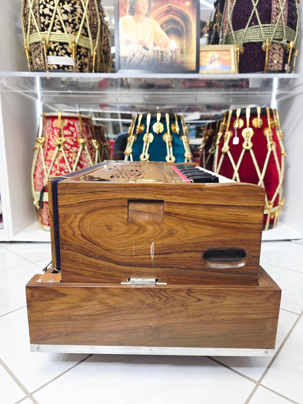 RaagMala Taanmonium – 3-Reed, 9-Scale Harmonium with Built-In Tanpura | Concert-Grade Electronic Hybrid | Minor Cosmetic Defects | Promotional Price
