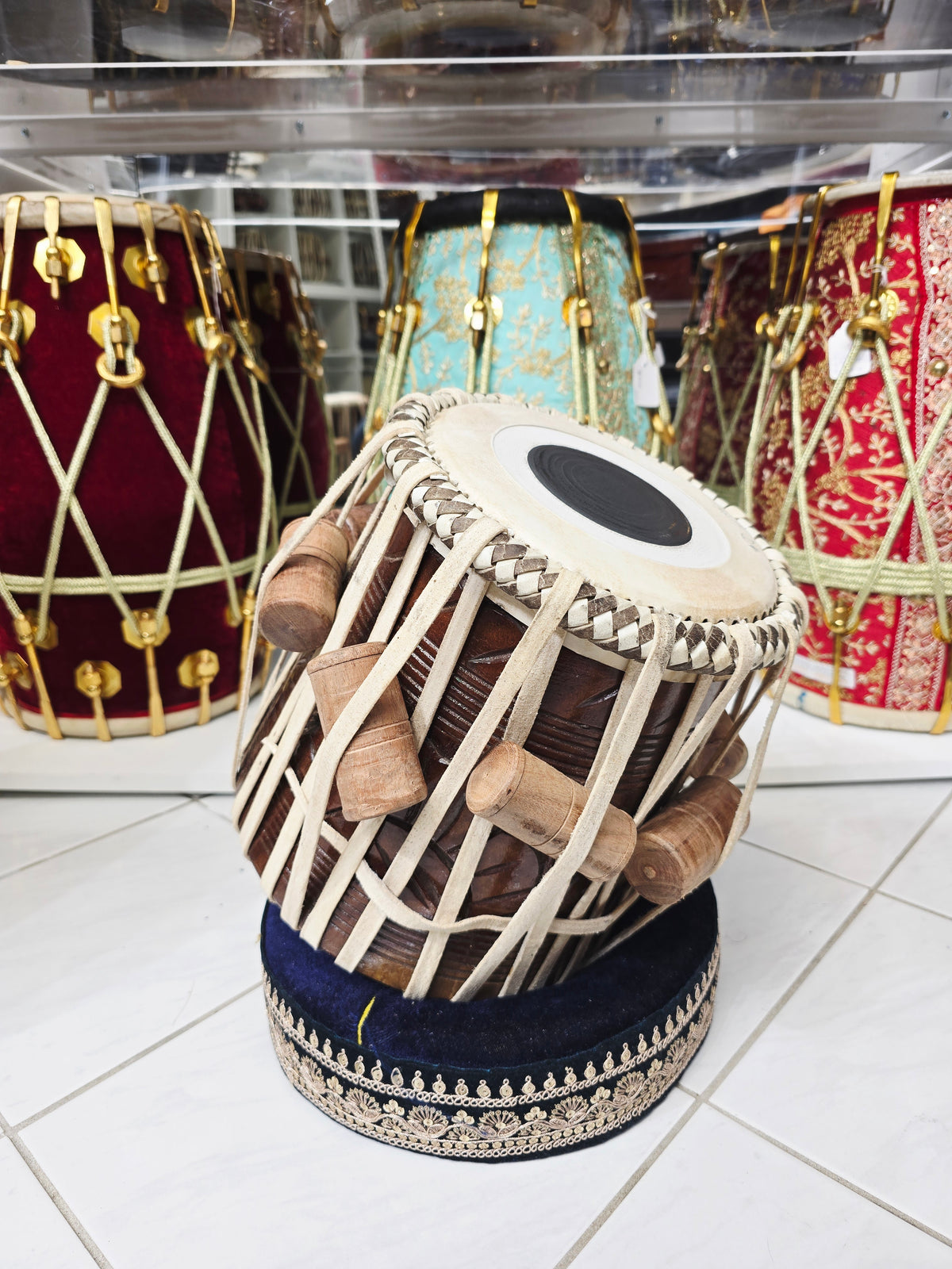 Naad Shreshtha | 7.25" D/D#/E Jonty Red Sheesham Jori Dayan – Exceptional Sound