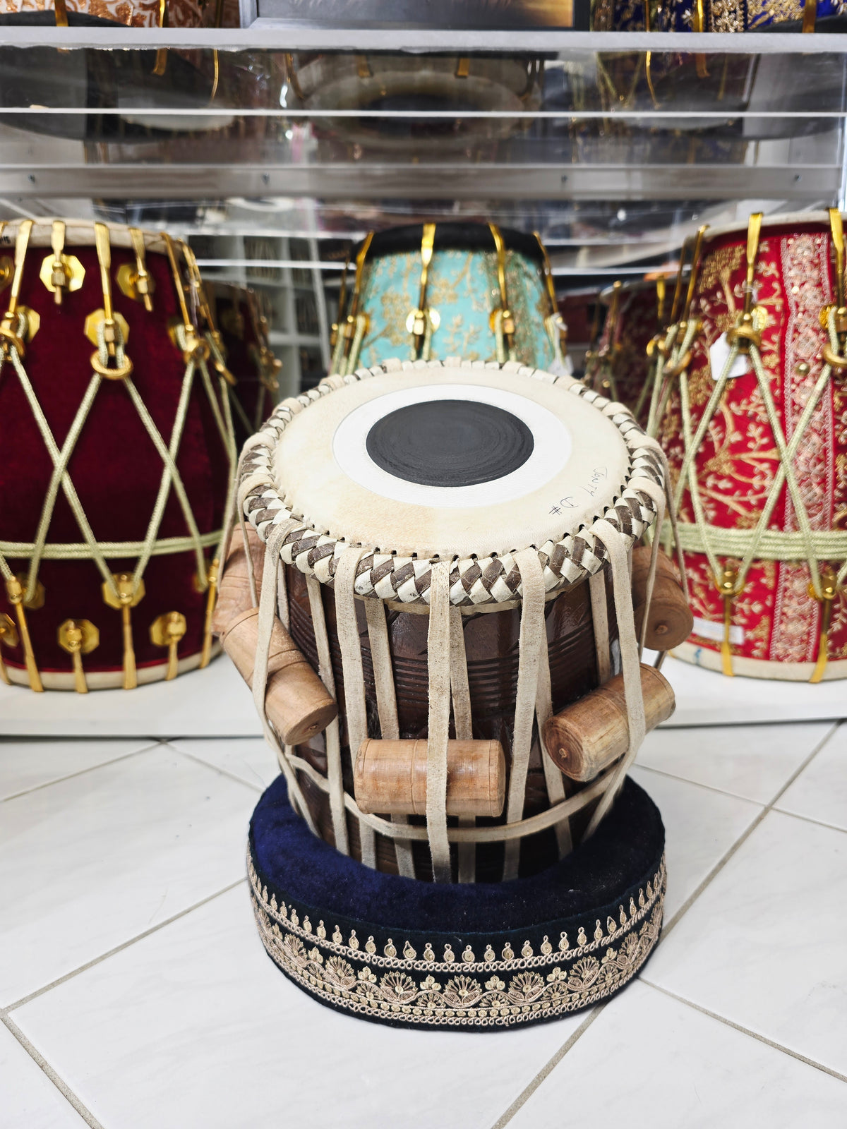 Naad Shreshtha | 7.25" D/D#/E Jonty Red Sheesham Jori Dayan – Exceptional Sound