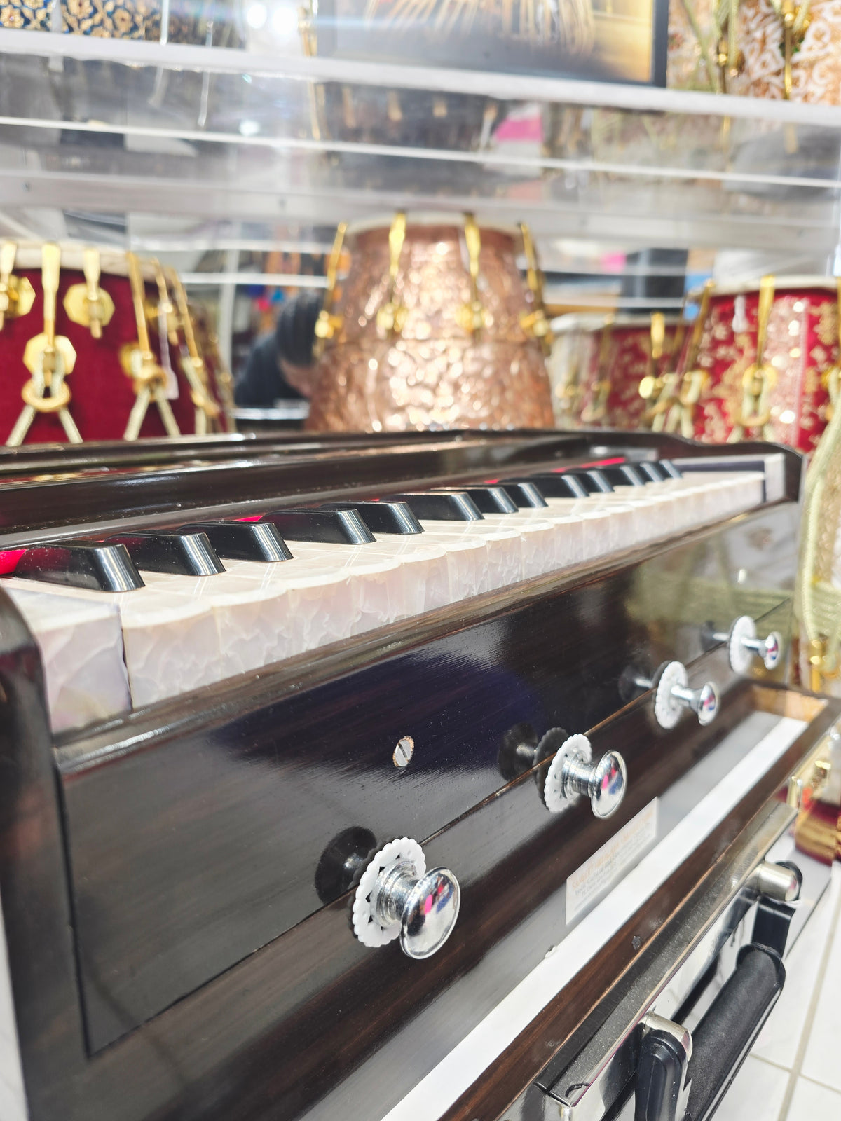 Deep Voyage | 32-Key Dark Brown Traveller Harmonium – With Stoppers *Cosmetic Defects