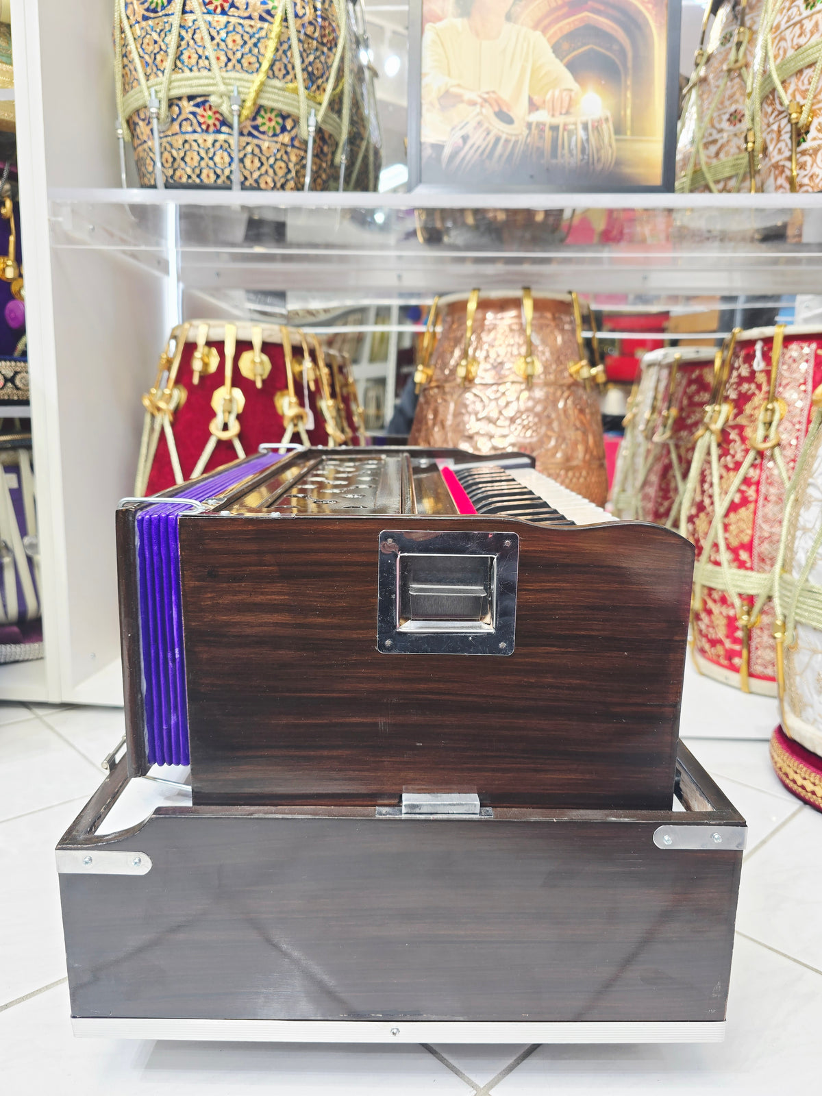 Deep Voyage | 32-Key Dark Brown Traveller Harmonium – With Stoppers *Cosmetic Defects