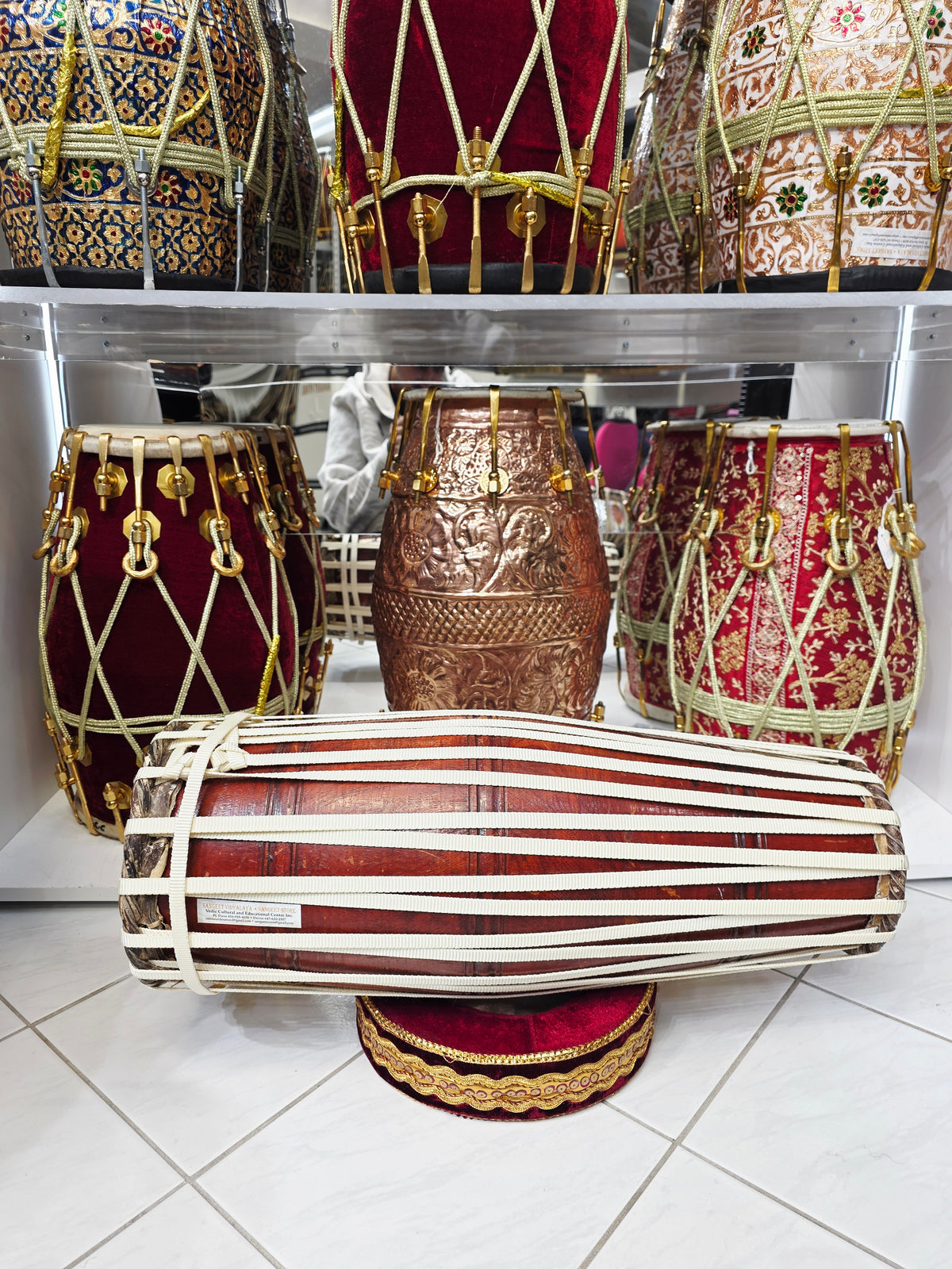 VeerDhara Heritage Mridangam – Classic Brown & Ivory Lacing *Cosmetic Defects*