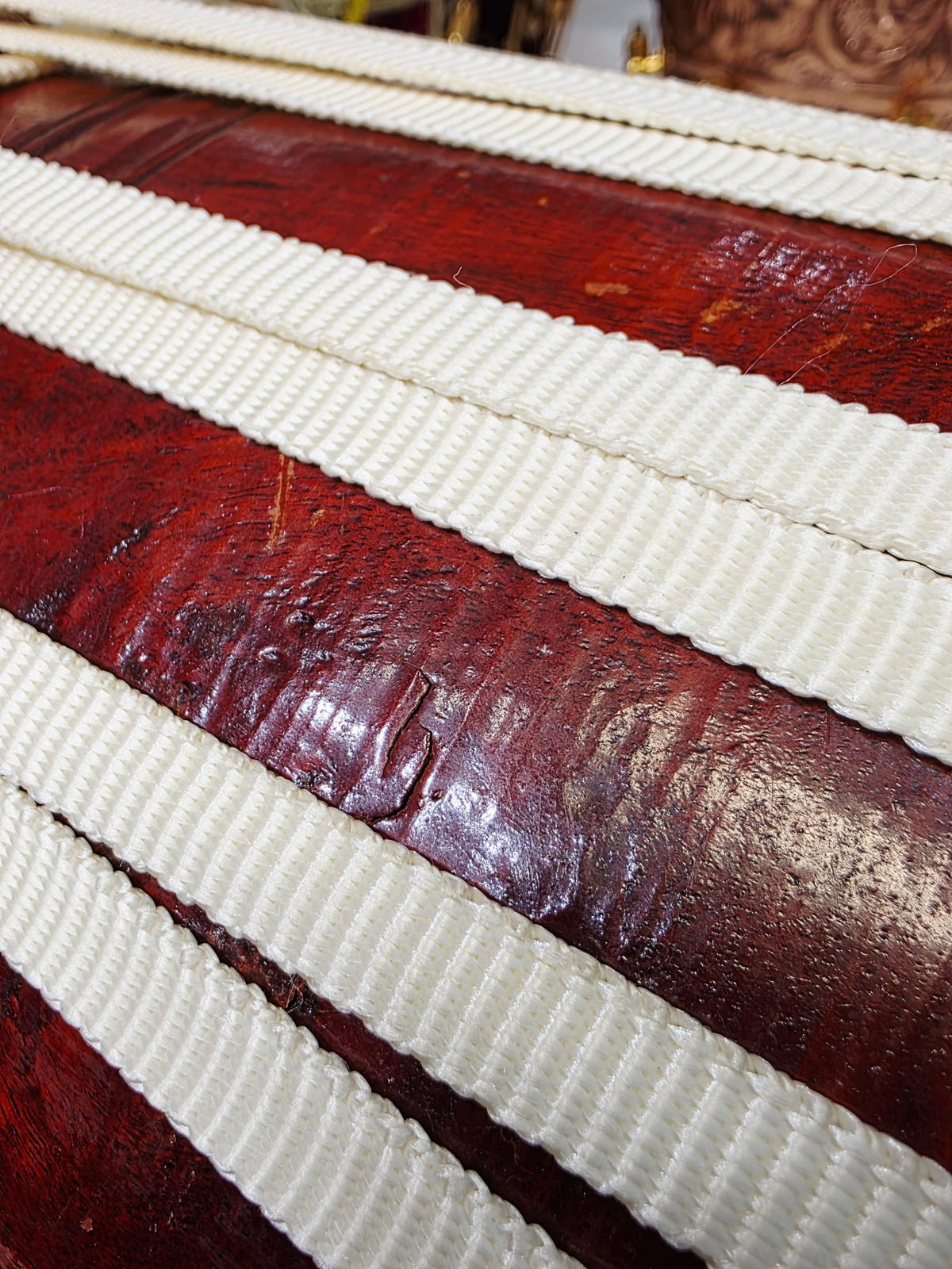 VeerDhara Heritage Mridangam – Classic Brown & Ivory Lacing *Cosmetic Defects*
