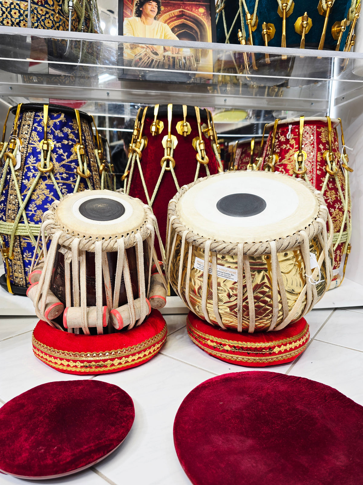 Brassline Ember Economy Intermediate Set – 5⅝" Red Sheesham D# Dayan +9.25" 2.8kg Engraved Brass Bayan – Minor Dayan Blemishes, Exceptional Tone