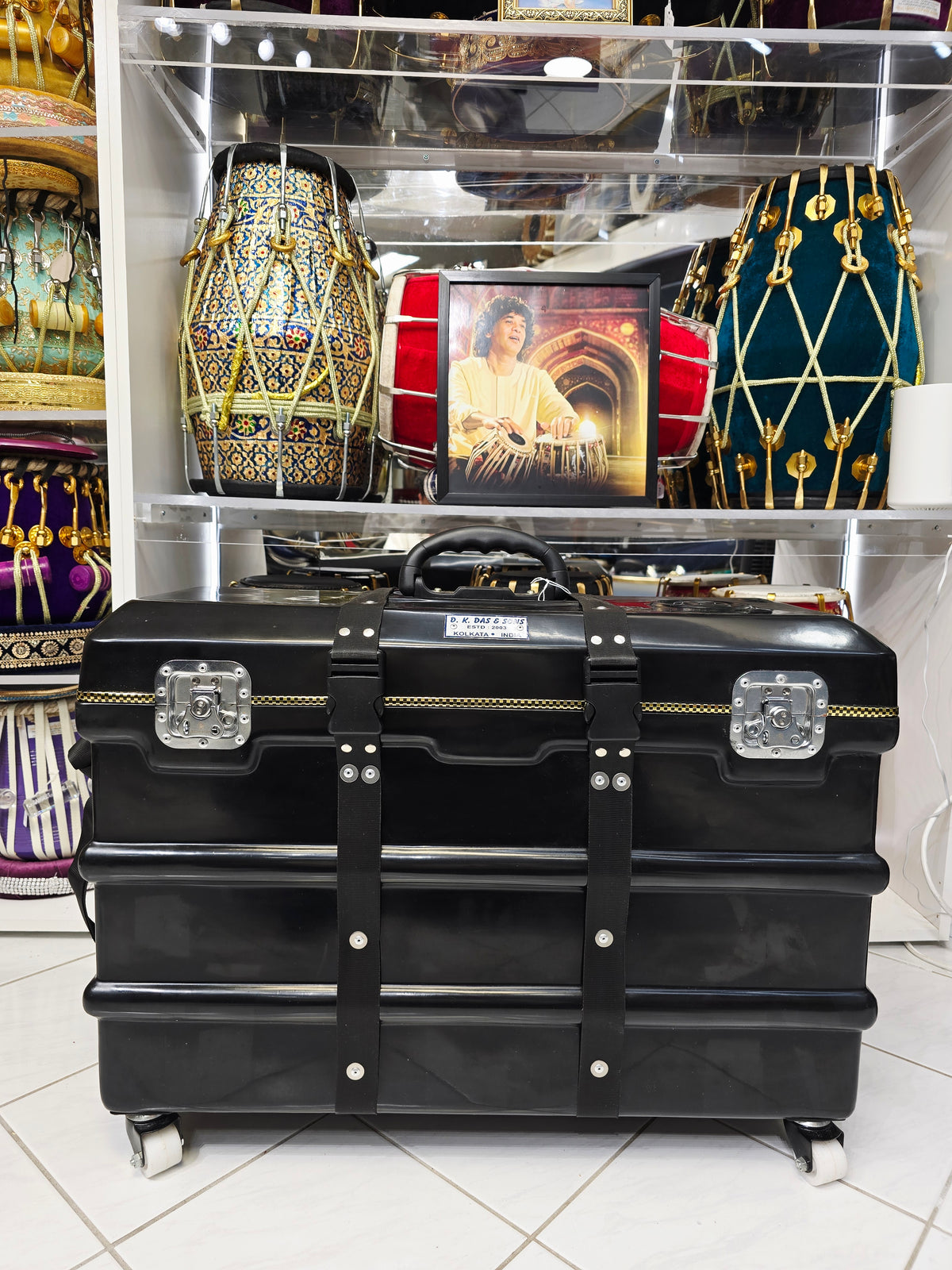 Obsidian Voyage Pro Case: Scale Changer Harmonium Travel Case  *Very Minor Cosmetic Blemishes *3 Reed 9-Scale Changer Case