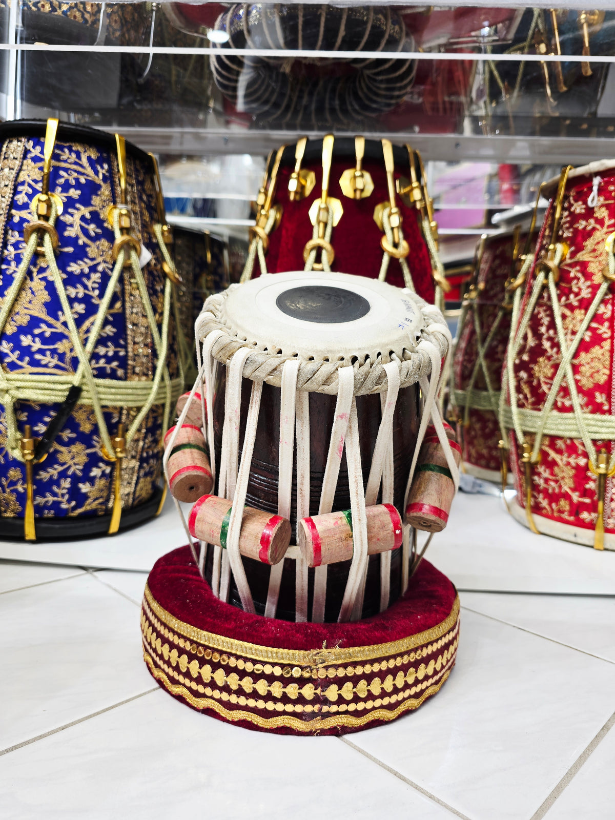 Rakta Naad Precision Dayan:
5.25" Red Sheesham E/F Scale - Bharat Kakade *Minor Vibration on Open Notes