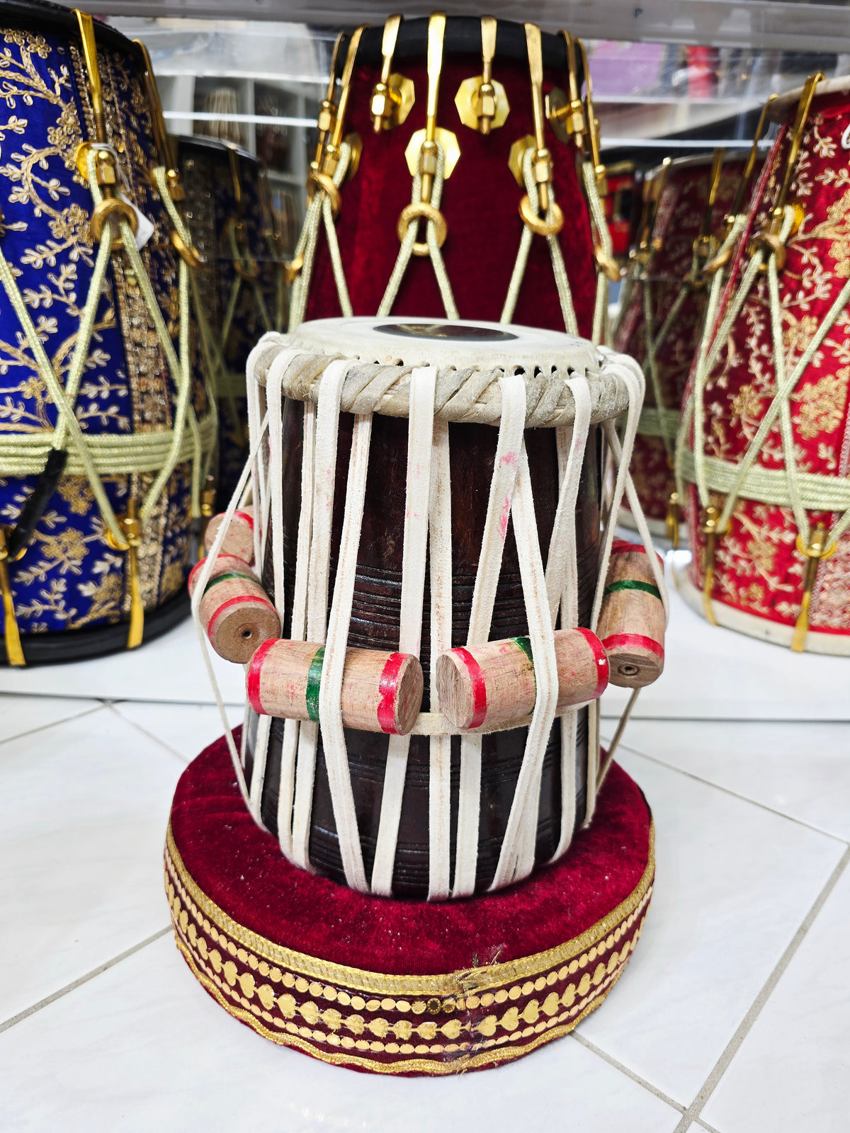 Rakta Naad Precision Dayan:
5.25" Red Sheesham E/F Scale - Bharat Kakade *Minor Vibration on Open Notes