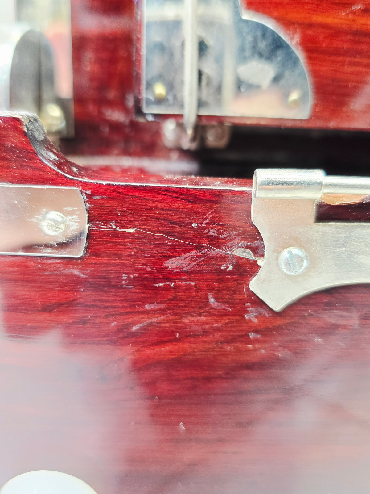 Ragini Gulab Traditional BMF Harmonium – 3-Reed | 9-Scale Changer – Cosmetic Cracks & Blemishes