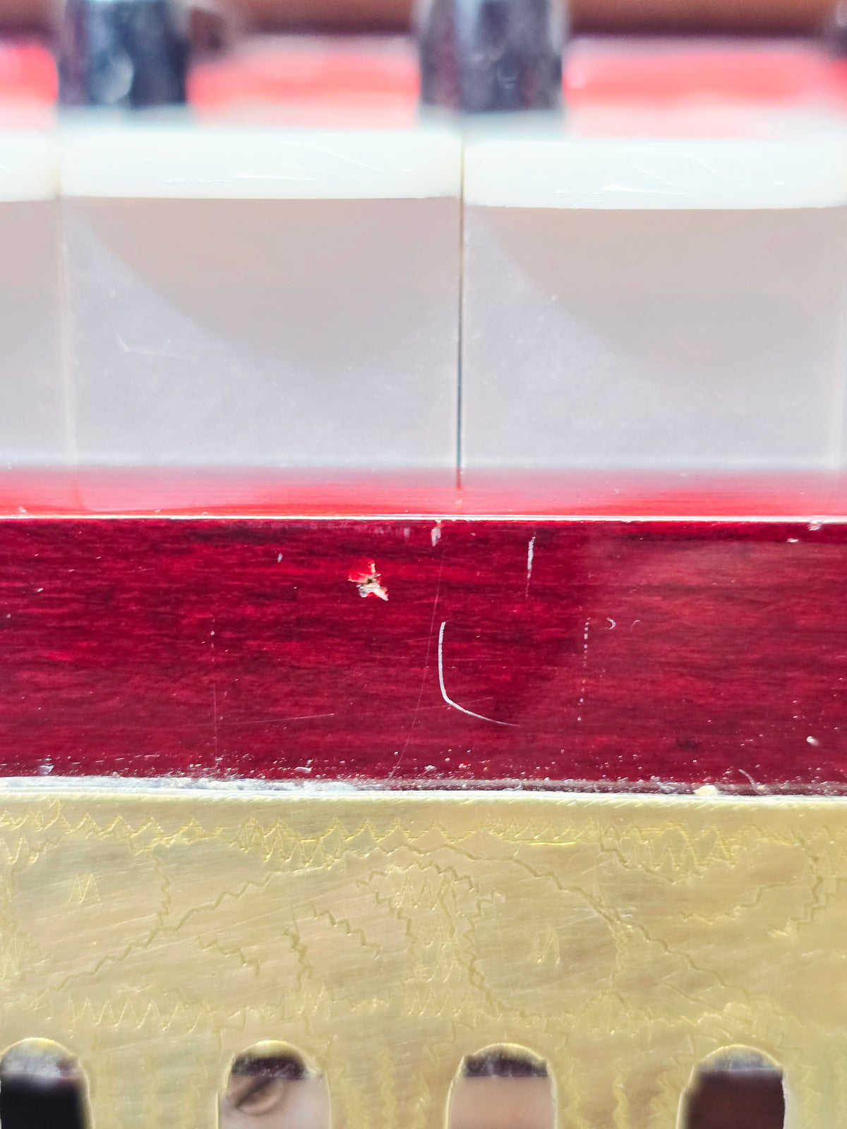 Ragini Virasat Supreme Harmonium

4-Reed | 13-Scale Changer | Traditional Burgundy Finish *Minor Cosmetic Blemishes