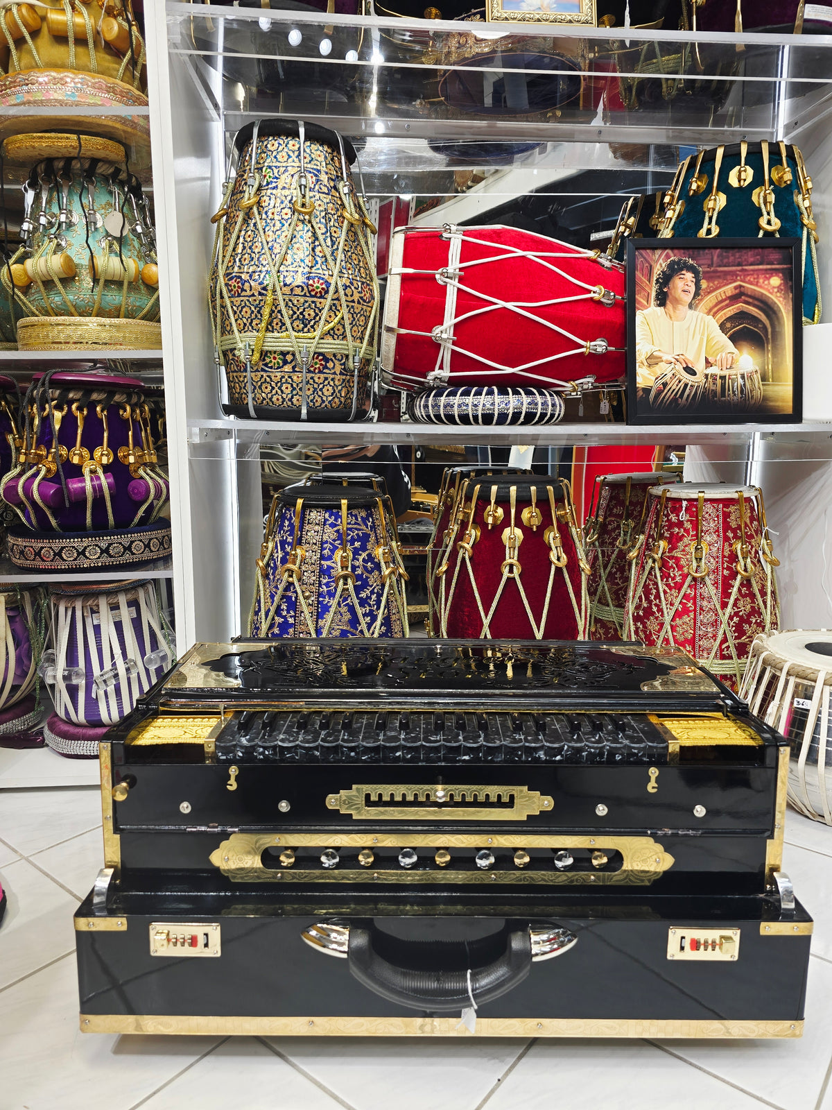 Mozamil's Custom Link: Kaala Naad Supreme Harmonium3-Reed BMF | 13-Scale Changer | Black German Keys | Glossy Black Finish Balance Payment Link