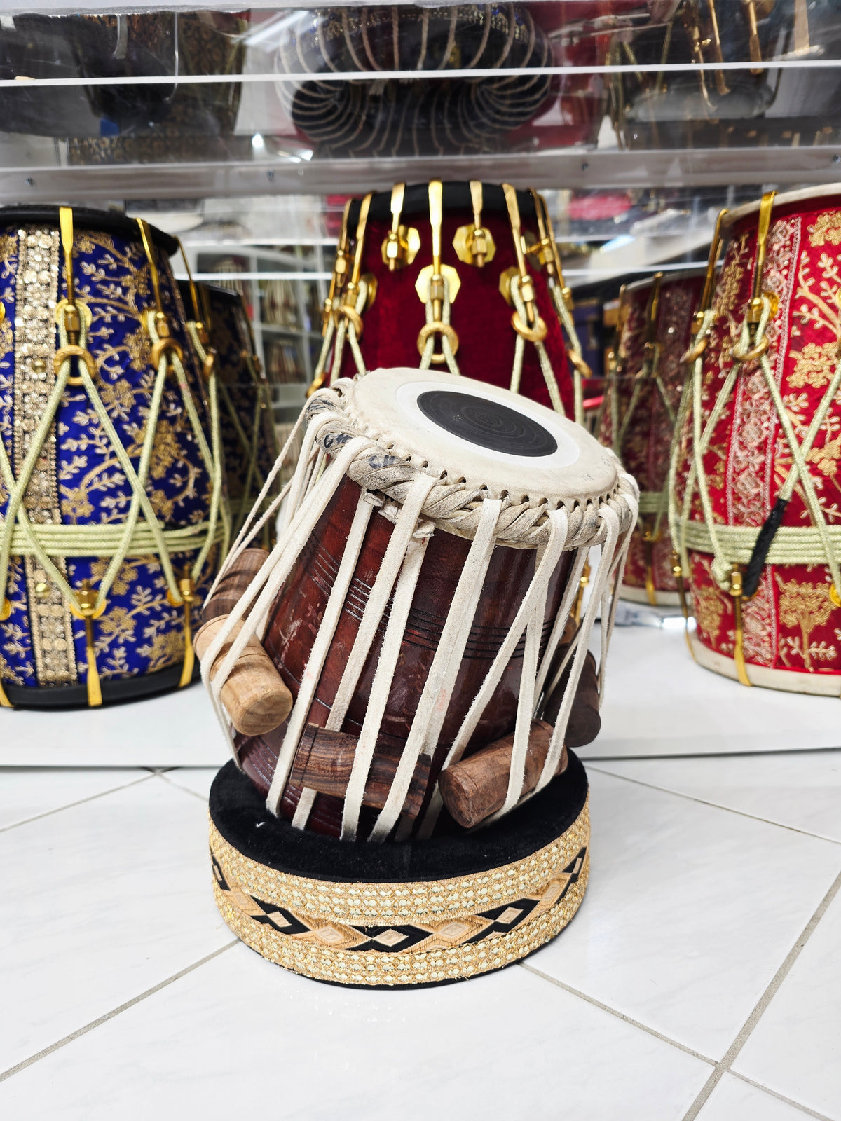 Naadrekha™ Dayan — 6″ B / C Red Sheesham *Minor Cosmetic Blemishes