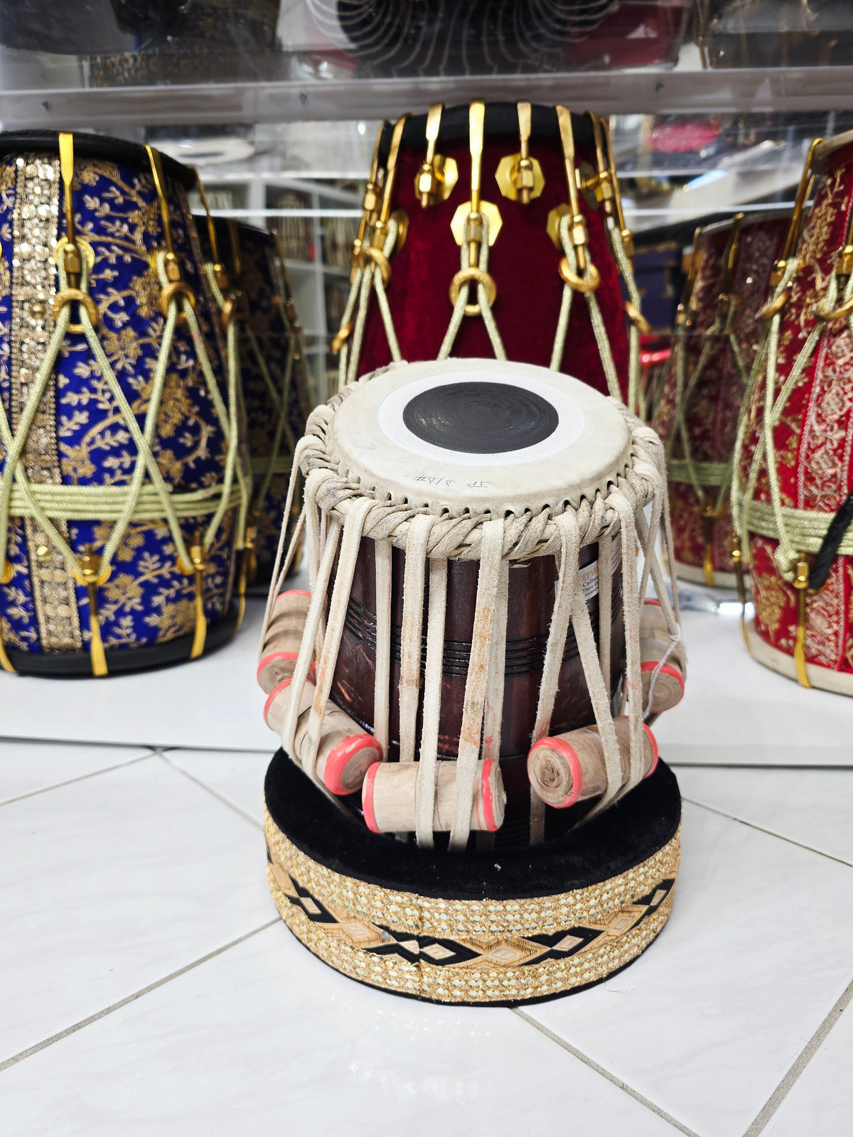 SvarKiran™ Practice Dayan — 5.5″ D / D♯ Red Sheesham (Slight Buzzing Present) *Minor Cosmetic Blemishes