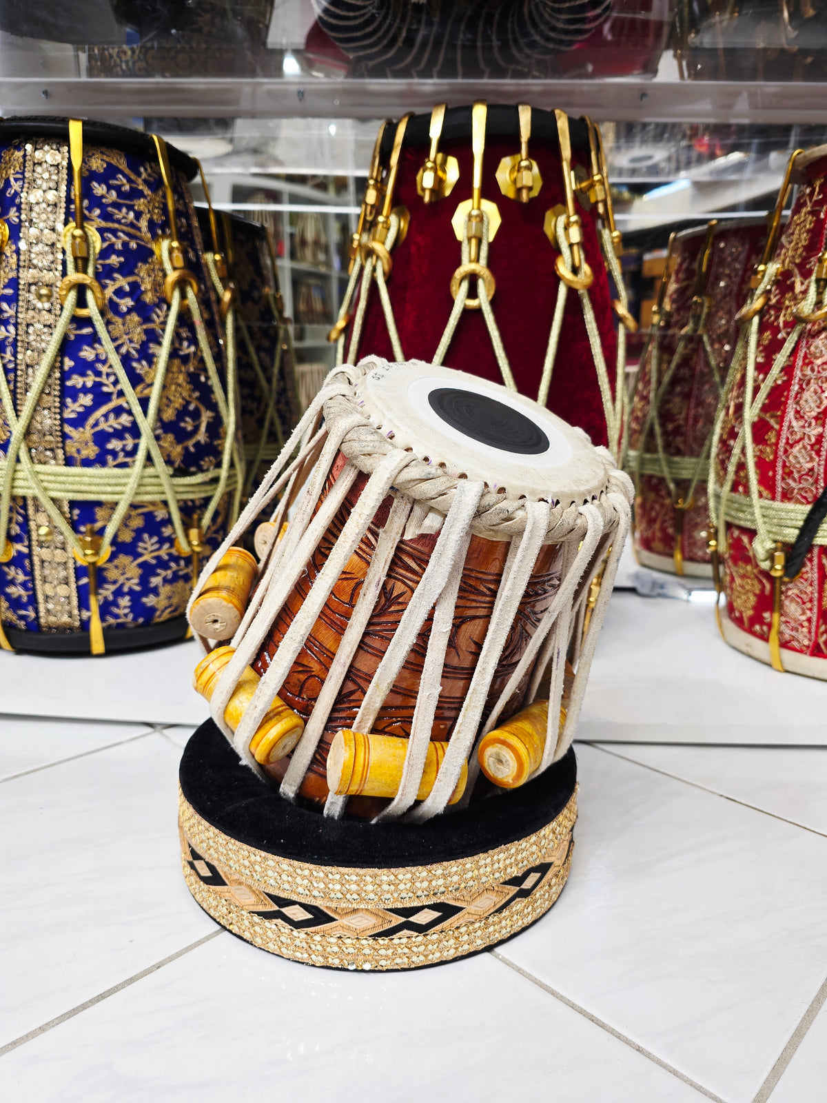 Vanaspati Rekha™ Dayan — 5.25″ E Hand-Carved Mango Wood (Light Ringing Overtone)