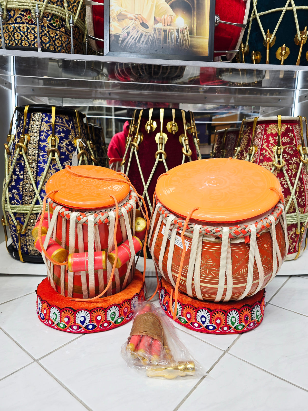 Custom Orange Serenade: 5.75" Orange Painted Red Sheesham C# Nylon Strapped Dayan + 9.25" 3.5kg Orange Painted Bronze Copper Bayan Professional Tabla Set Balance Link