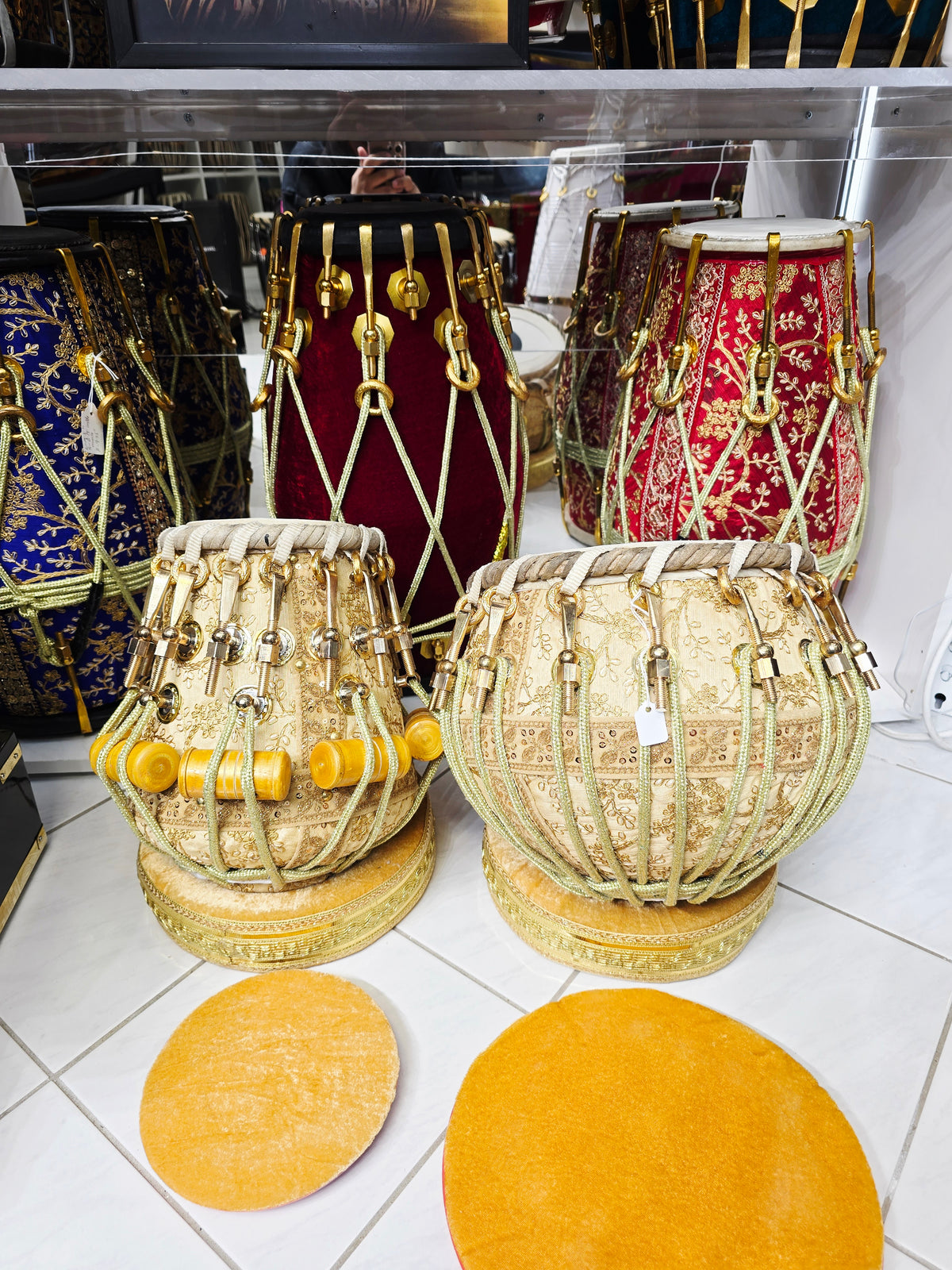 Sunehri Raag – 5.5" Red Sheesham Dayan (D/D#) + 9.25" Copper Bayan | Golden Sherwani Tabla Set