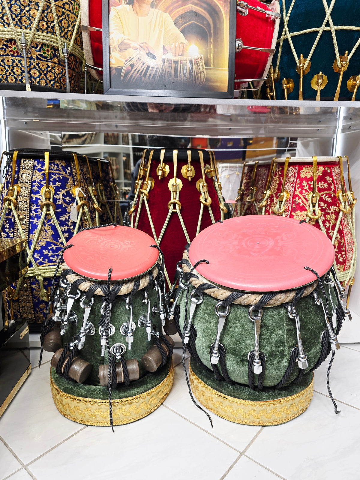 Hari Viraaj™ Velvet-Wrapped Tabla Set — 5.5″ D#/E Red Sheesham Dayan + 9.25″ Heavy Copper Bayan (6.1 kg) | Bolted Set *Exceptional Sound*