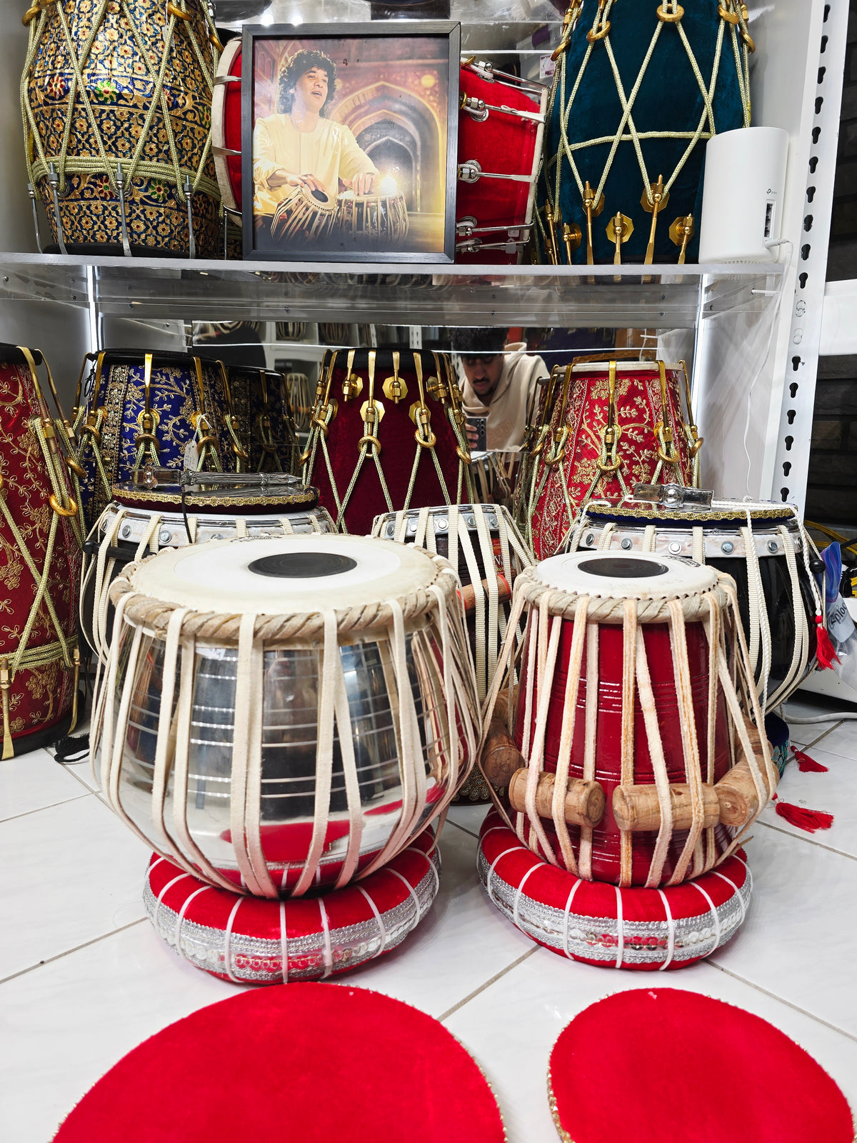 RangSaadhana™ Pro Mohd. Sharif Tabla Set — 5.75″ D♯ / E Red-Painted Dayan + 9.25″ Brass Bayan (3.5 kg) *Very Minor Cosmetic Blemishes
