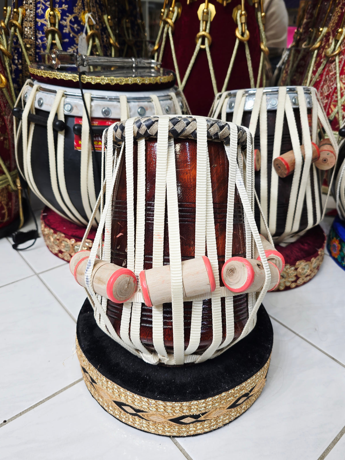 GulNaad™ Gullu Dayan — 5.5″ D / D♯ Red Sheesham | Minor Cosmetic Blemishes | Barely Noticeable Ringing Sound