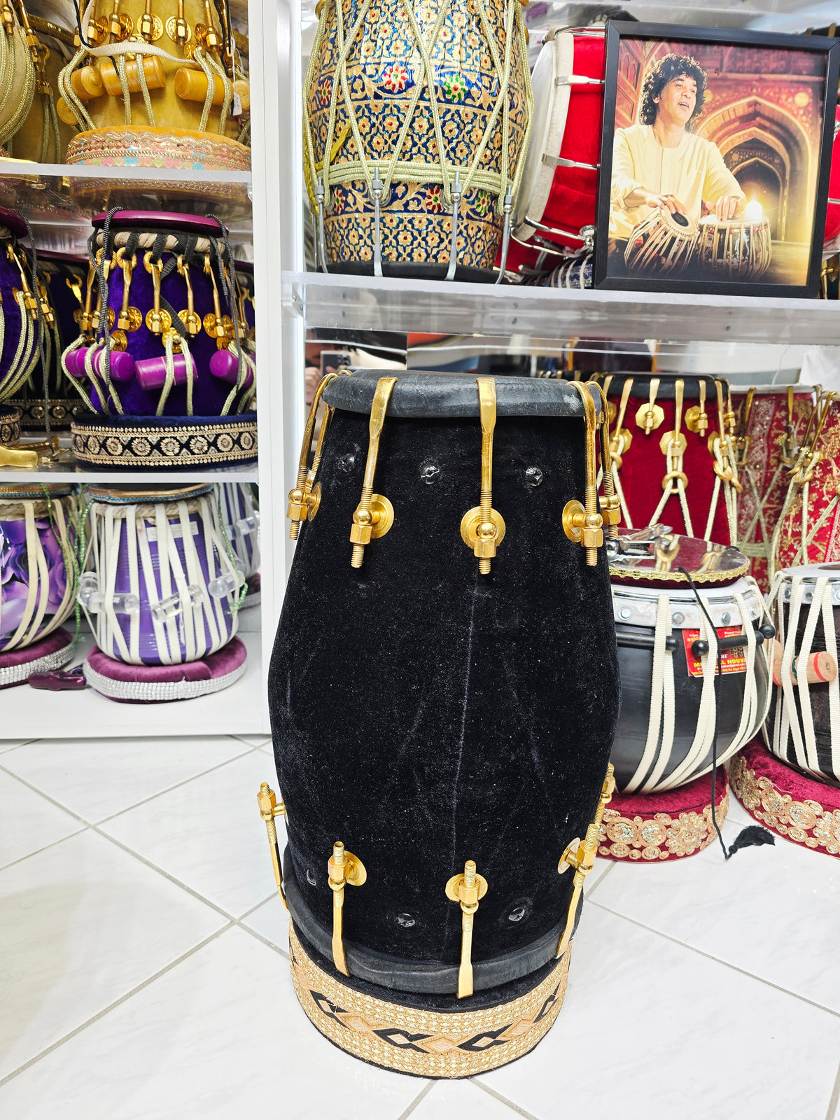 Kaala Abhra™ Premium Velvet Dholak — 18.5″ Red Sheesham | 16 lb | Minor Cosmetic Skin Blemishes