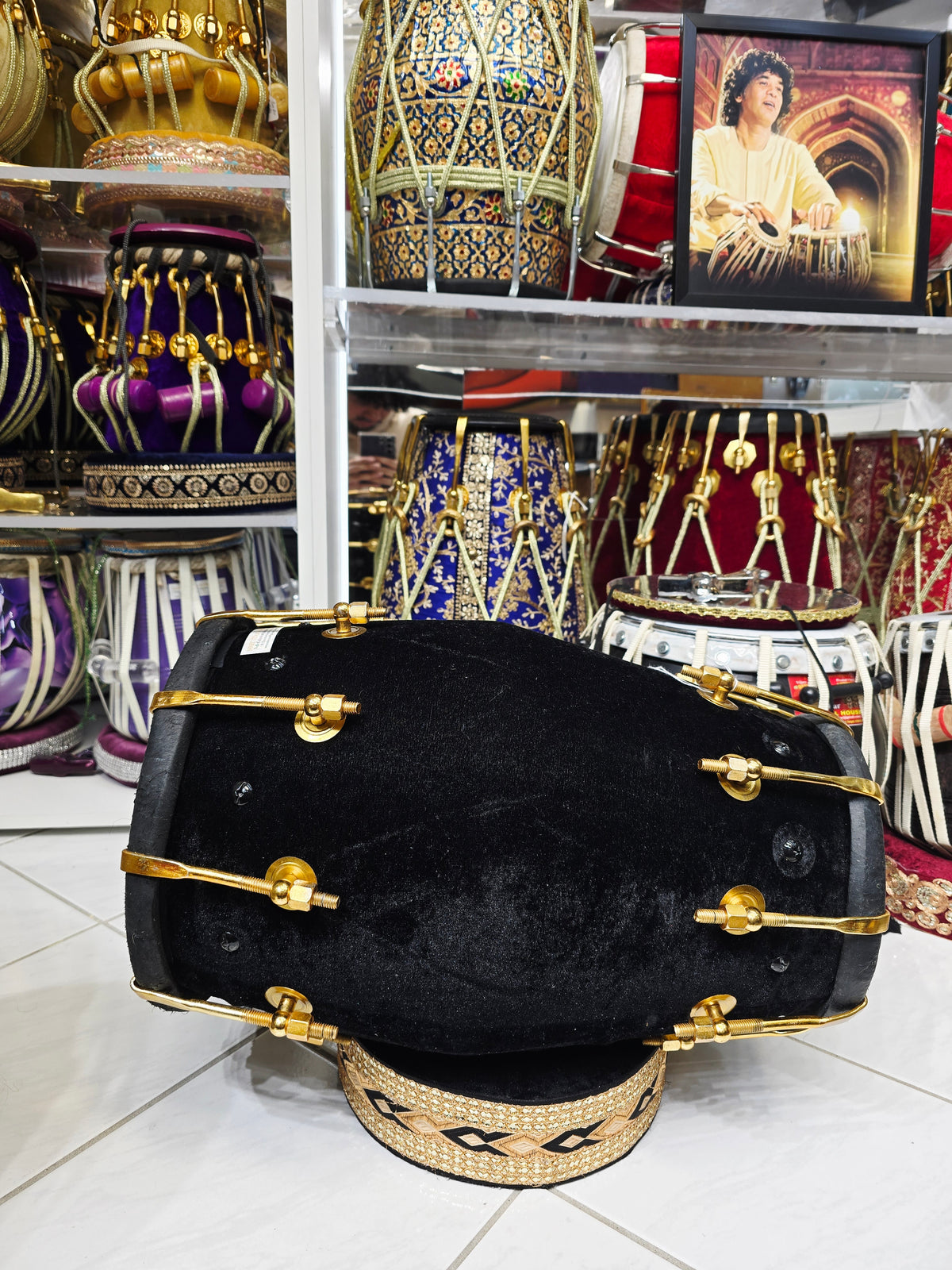 Kaala Abhra™ Premium Velvet Dholak — 18.5″ Red Sheesham | 16 lb | Minor Cosmetic Skin Blemishes