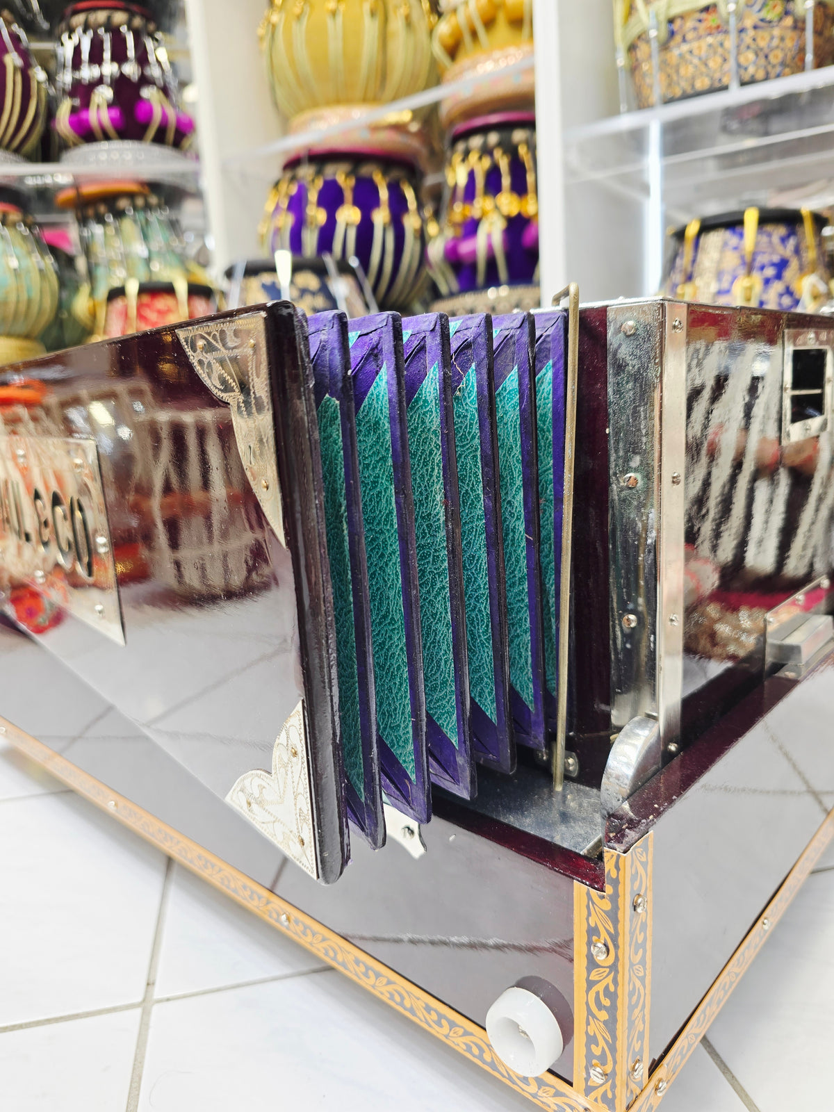 10% Deposit Link for Darshan: Virtuoso's Delight: Authentic Paul & Co. 3 Reed 9 Scale Changer Harmonium