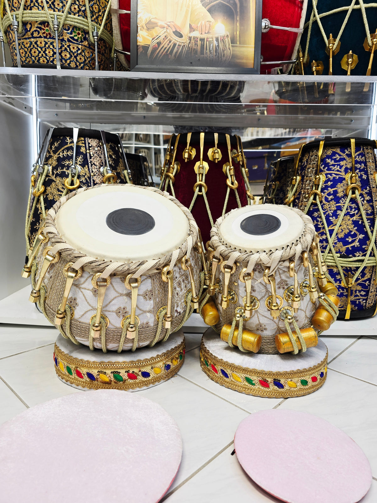 ShwetNaad Alankaar™ Sherwani Bolted Tabla Set — 5.75″ Red Sheesham C♯/D Dayan + 9″ Copper Bayan