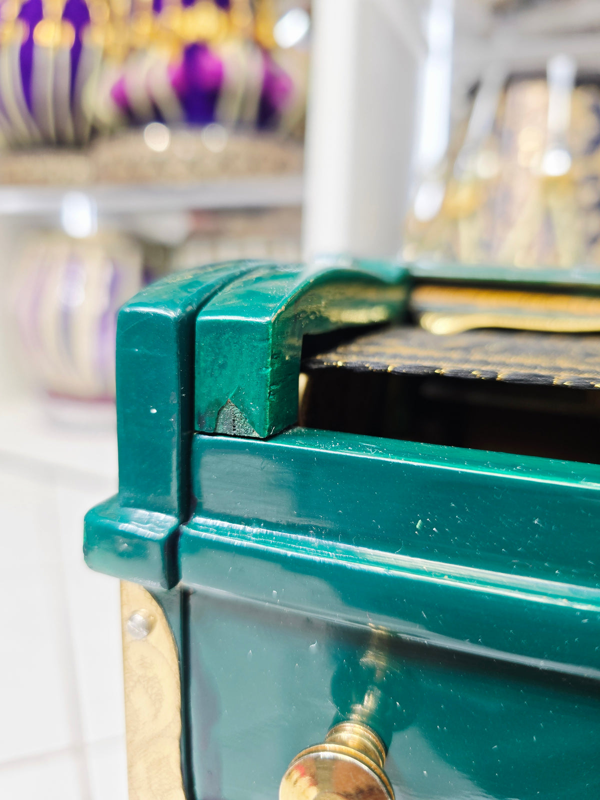 Verdant SwarCraft™ Exotic Boxed Harmonium — 3-Reed MMF | 9-Scale Changer | Green & Black Keys