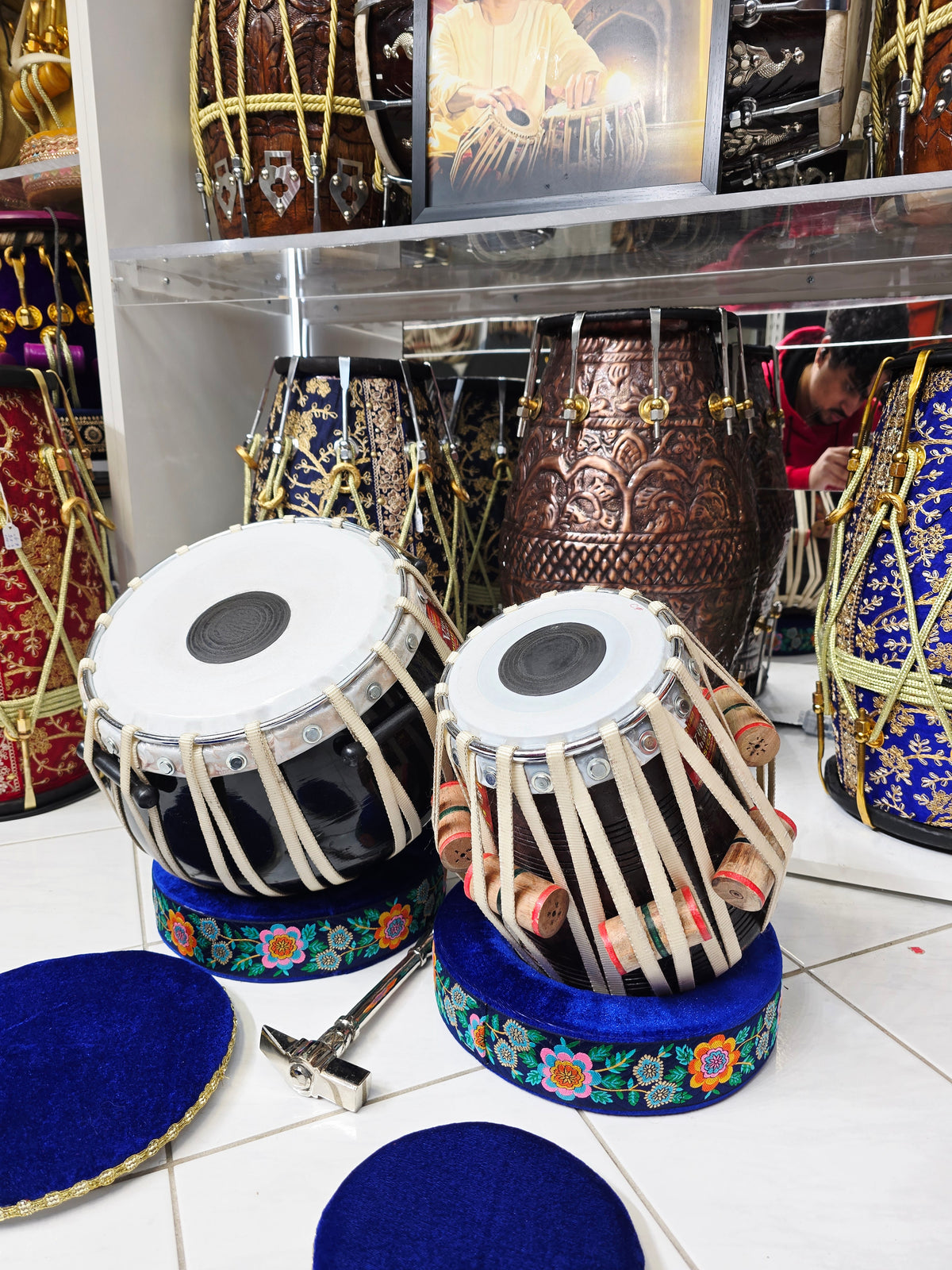 Shunya Black — 9″ Composite Engineered Shell Bayan & 5.75″ Black Sheesham C♯ Vegan Tabla Set *Minor Cosmetic Blemishes & Buzzing on Dayan