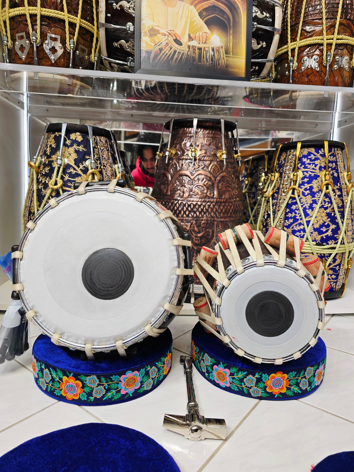 Shunya Black — 9″ Composite Engineered Shell Bayan & 5.75″ Black Sheesham C♯ Vegan Tabla Set *Minor Cosmetic Blemishes & Buzzing on Dayan