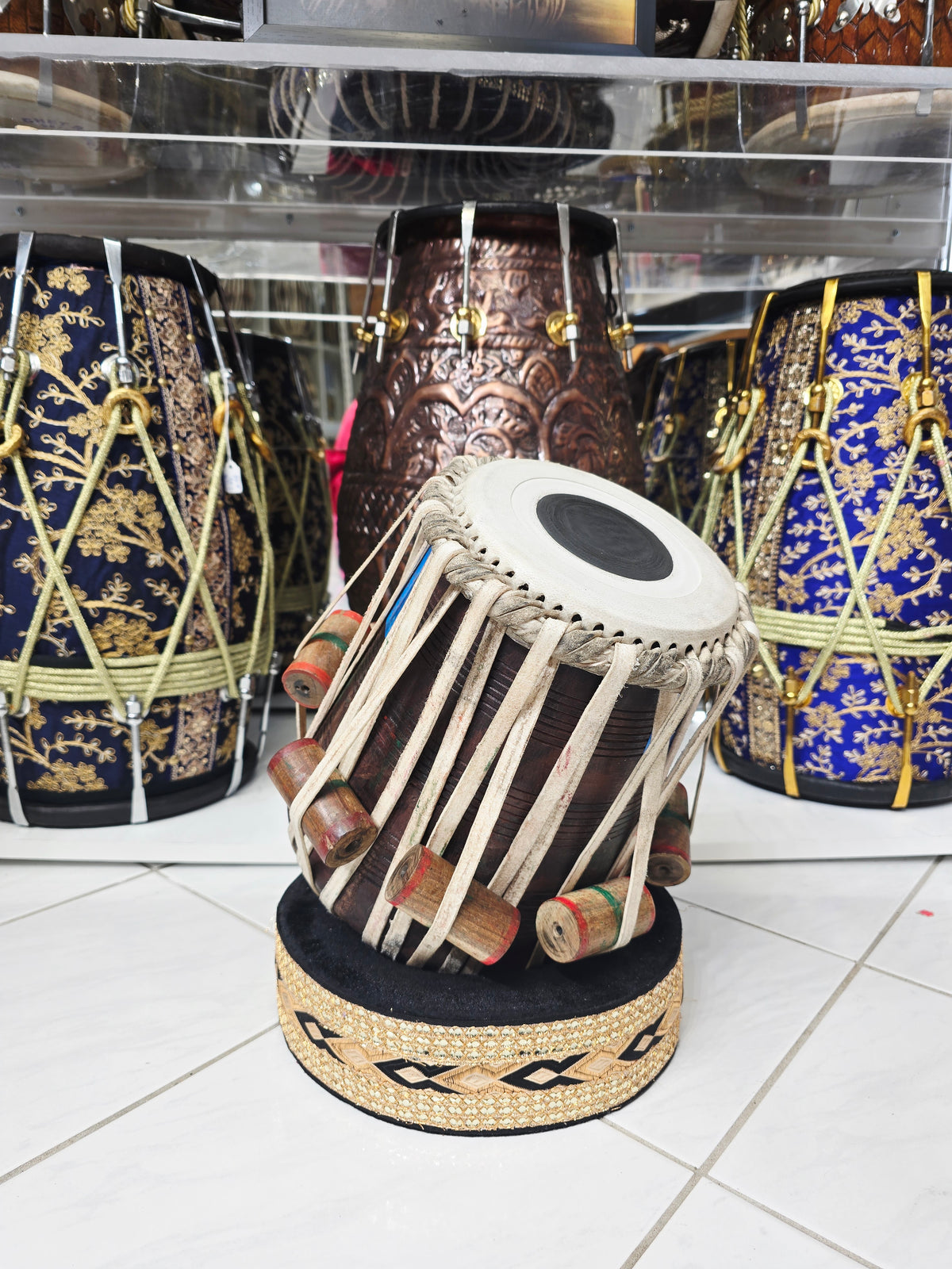 Gati C♯ — 6″ Black Sheesham Dayan — Bharat Kakade