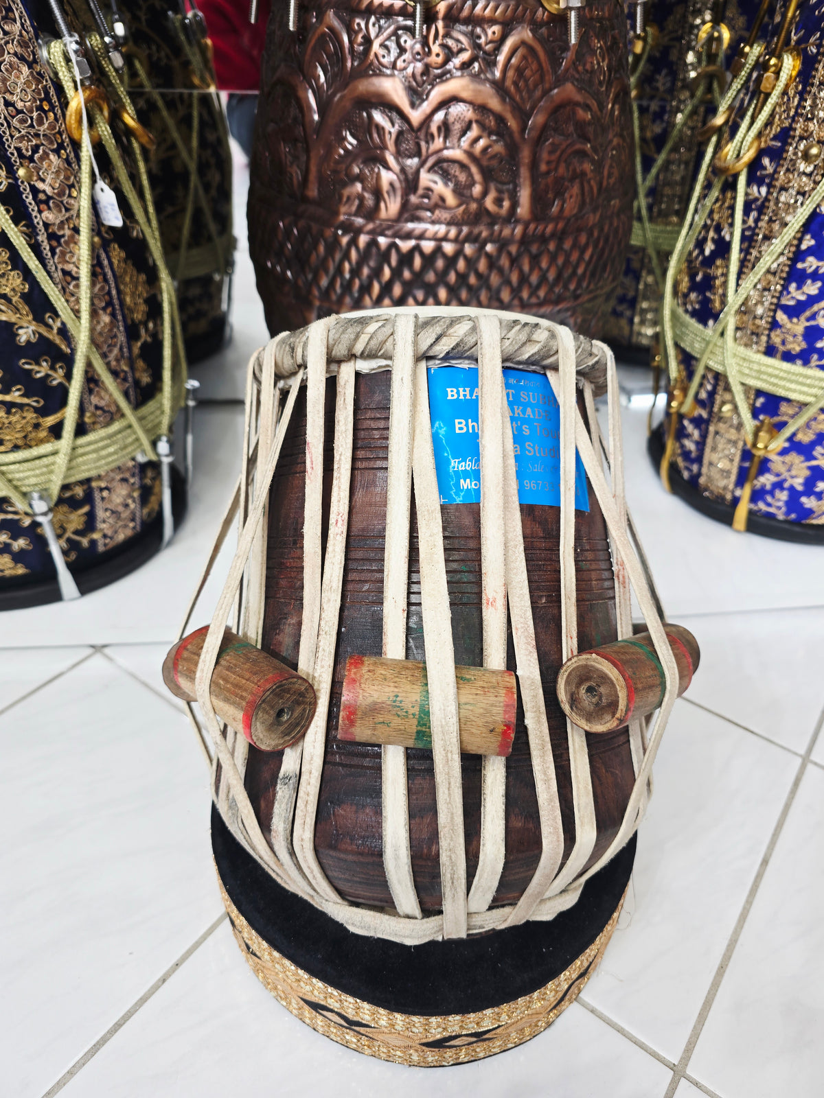 Gati C♯ — 6″ Black Sheesham Dayan — Bharat Kakade