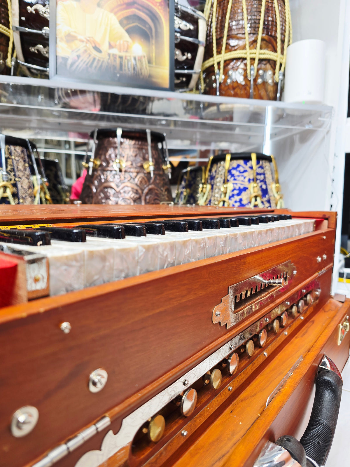 Surodha — 4-Reed BMMF · German Reeds, 13-Scale Changer Harmonium · Matte Wood Grain · German-Style Keys *Minor Cosmetic Blemishes