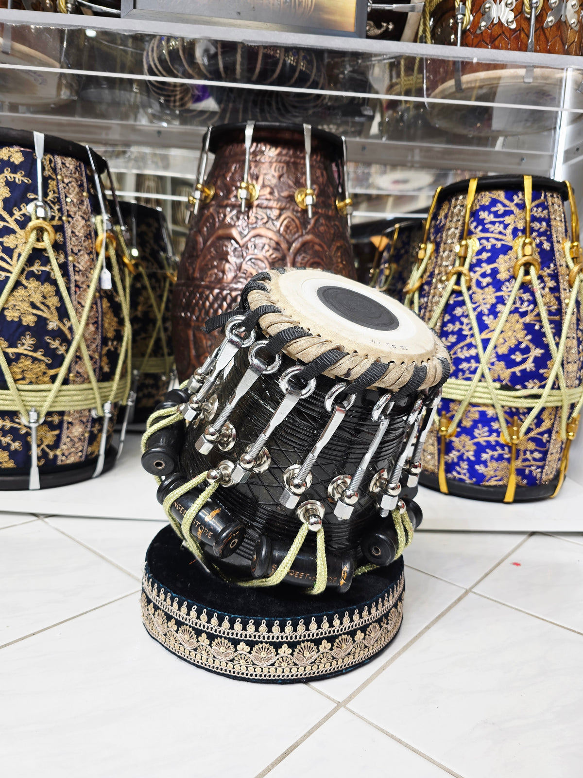 Nirvakal — 5.5″ Dark Engraved Mahogany Bolted Dayan (E / F · Exceptional Tone)