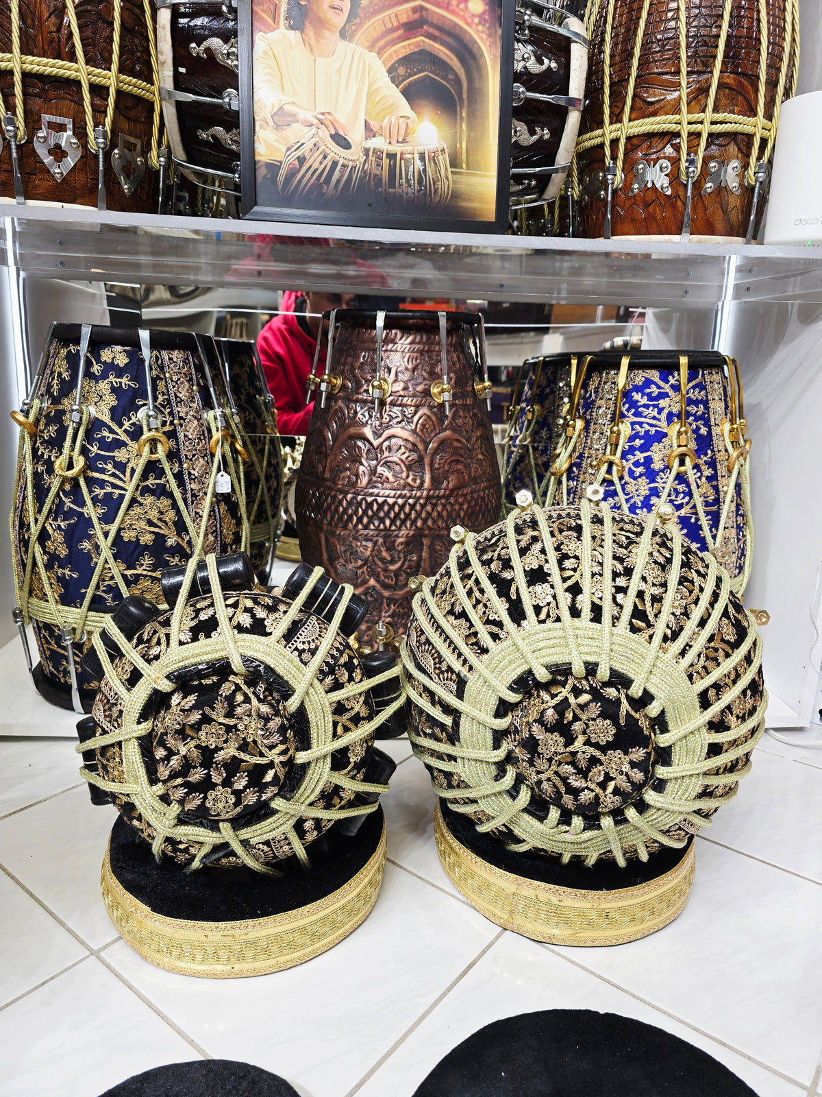 GILDED NOIR — 5.75″ C♯ Red Sheesham Dayan & 9″ Copper Bayan Tabla Set (Black & Gold Sherwani Wrapped · Bolted Set)