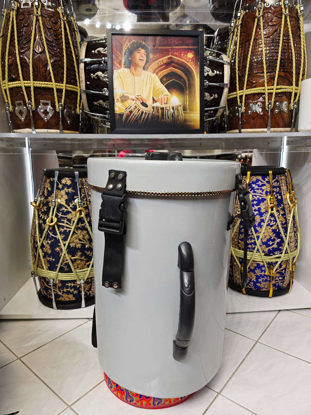 ASH SENTINEL — Dholak Hard Case (For Dholaks 18″ & Under · Cosmetic Blemishes · 4 Buckles · Dual Handles)