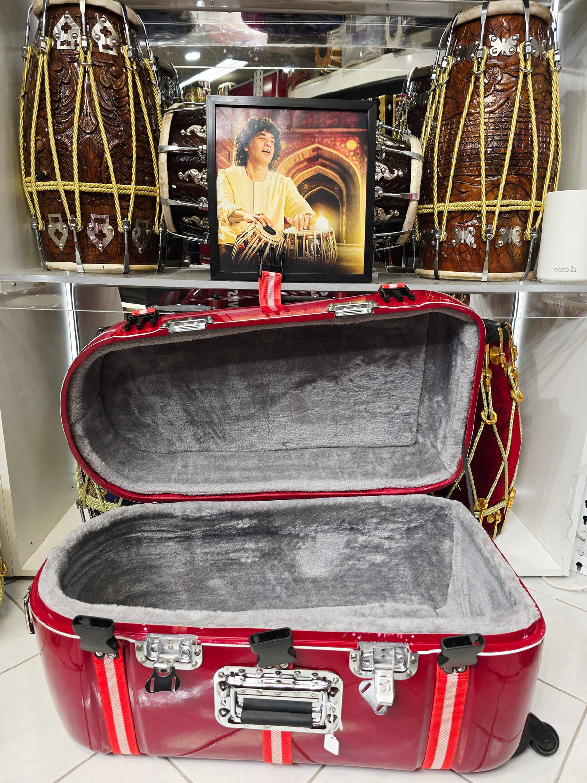 Redshift Classic — Deep Red Tabla Hard Case · 360° Spinner Wheels · Dual Handles · Fixed Reinforcement Straps · Very Minor Cosmetic Blemishes (g)