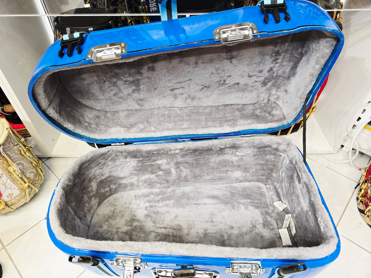 Azura Drift — Glossy Blue Tabla Travel Case · 360° Spinner Wheels · Dual Handles · Fixed Reinforcement Bands · Minor Cosmetic Blemishes (g)