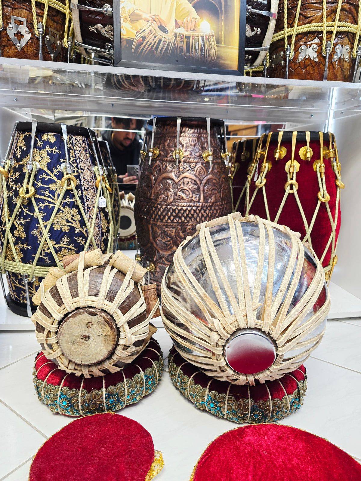 Riyaaz Forge – 5" Mango Wood D/D#/E Dayan + 9" Steel Bayan Refurbished Extremely Basic Student Tabla Set *Minor Cosmetic Blemishes