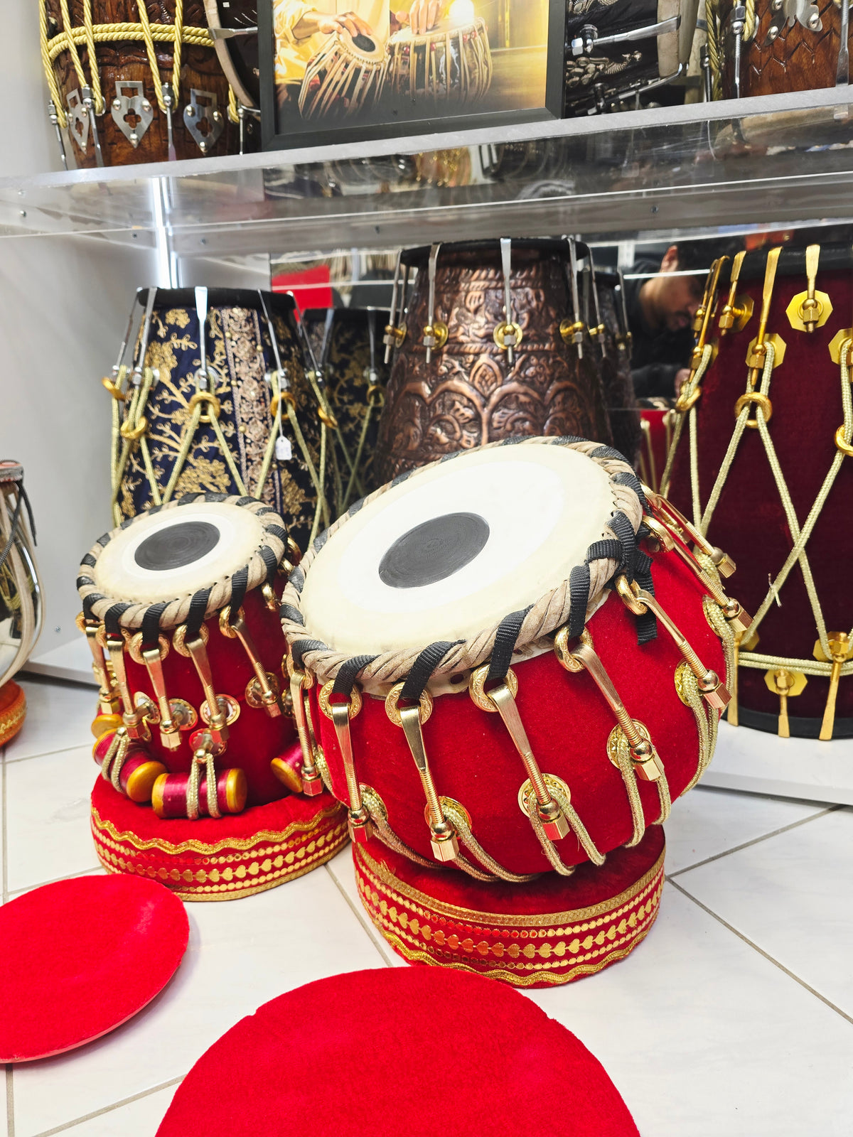 Rakt Maharaaj — 5.25" D#/E Red Sheesham Dayan + 9" Copper Bayan (Red Velvet Bolted Set) *Minor Cosmetic Defects